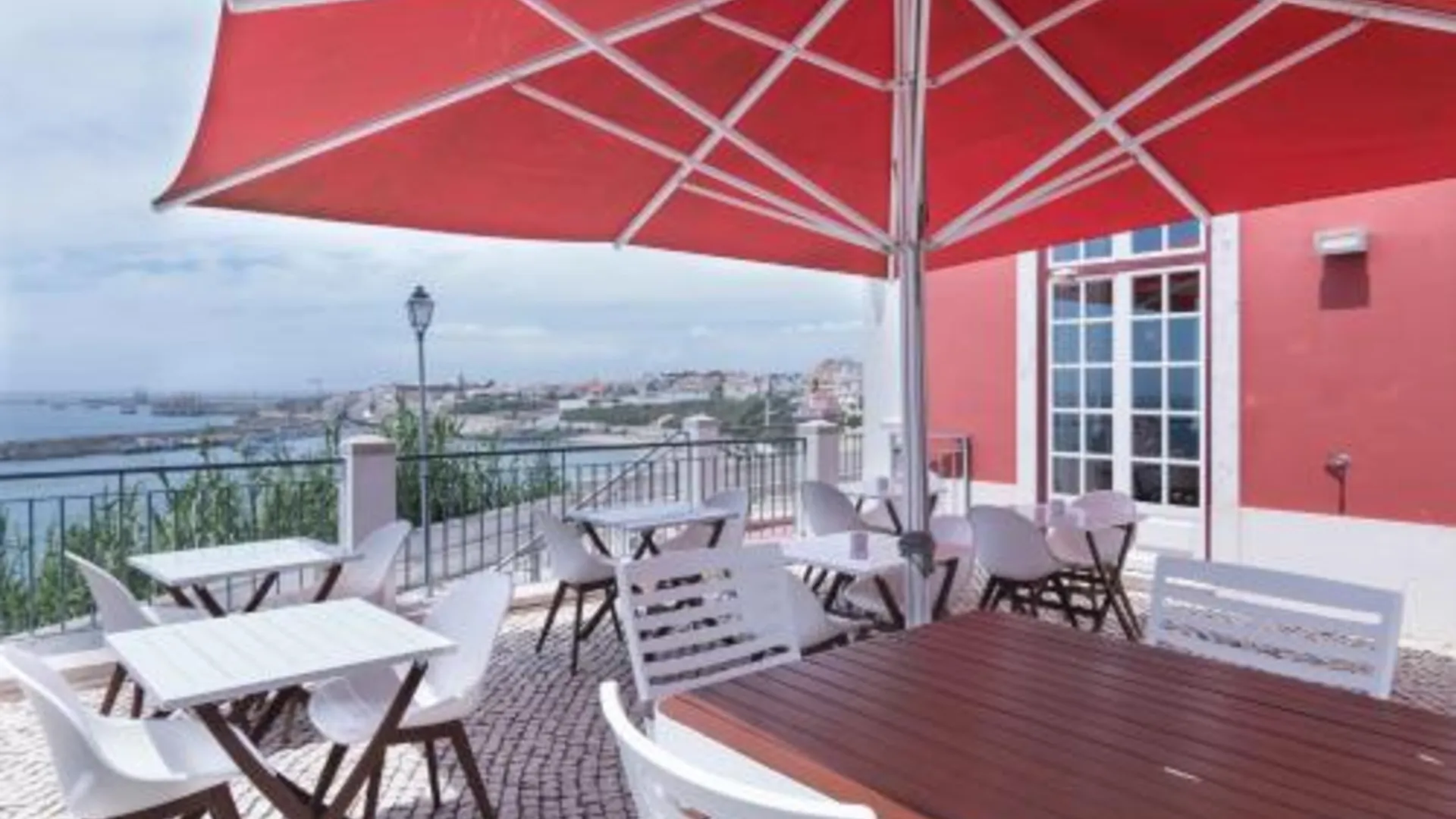 시네스 Casa do Medico de Sao Rafael 4성급 호텔 수영장