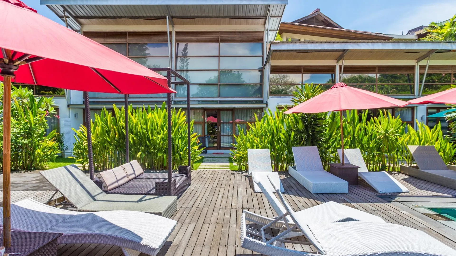 발리 빌라 푸리 아유 3성급 호텔 외관