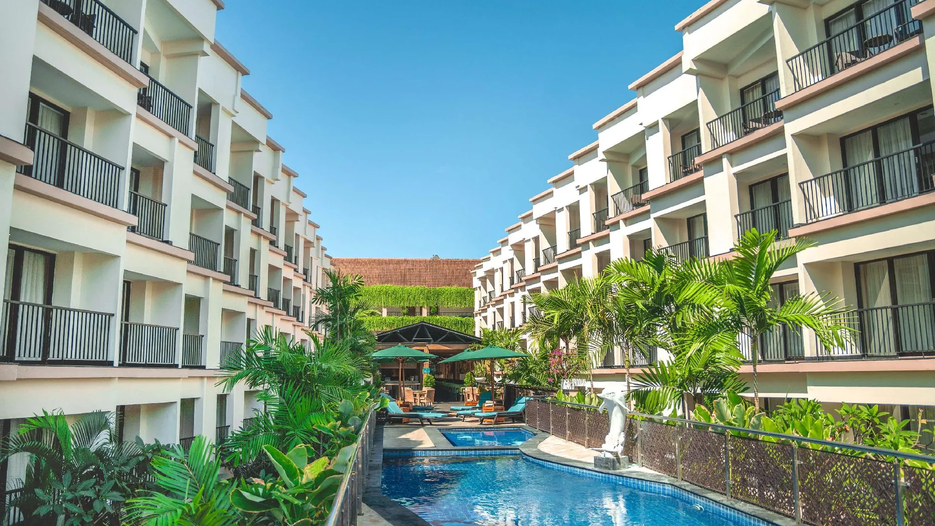 발리 크로스 바이브 파샤 아틀리에 발리 쿠타 4성급 호텔 로비