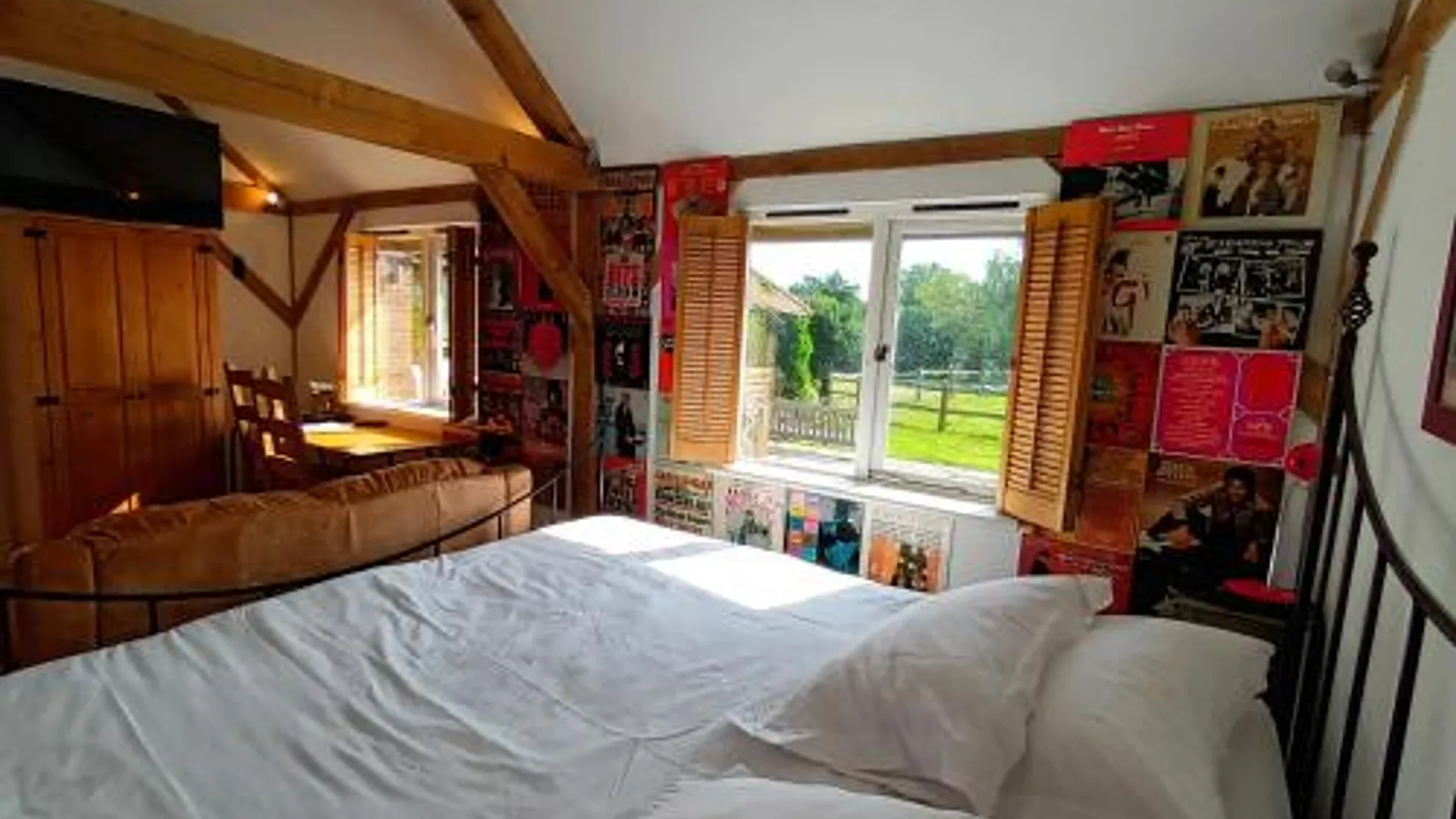 치딩폴드 The Music Room - Kingsize Double Oak Studio - Sleeps 2 - Quirky - Rural 3성급 싱글룸 객실