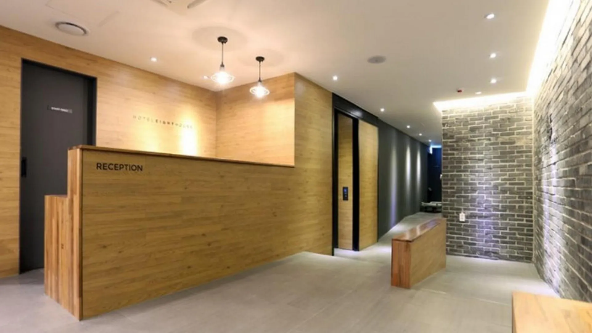 서울 호텔 에잇 아워즈 3성급 호텔 객실