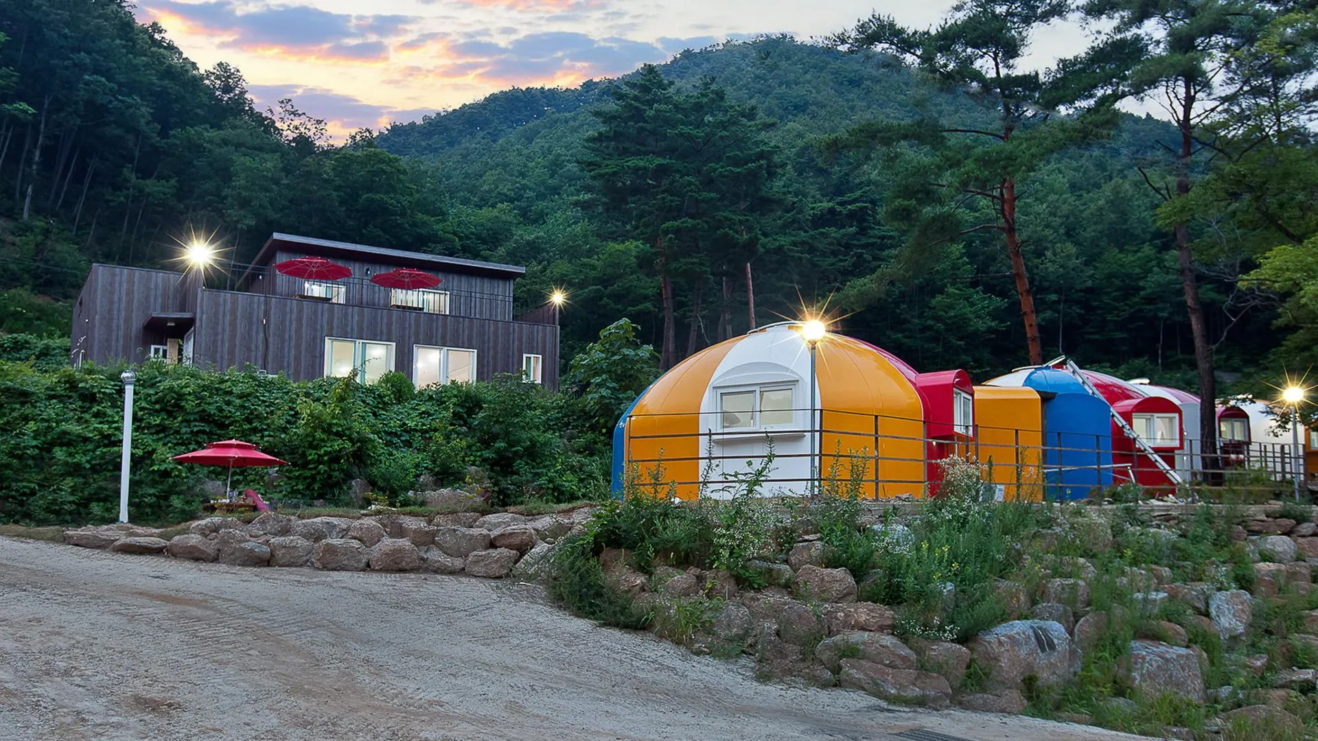 영동군 영동 물한산장펜션 2성급 게스트하우스 전망