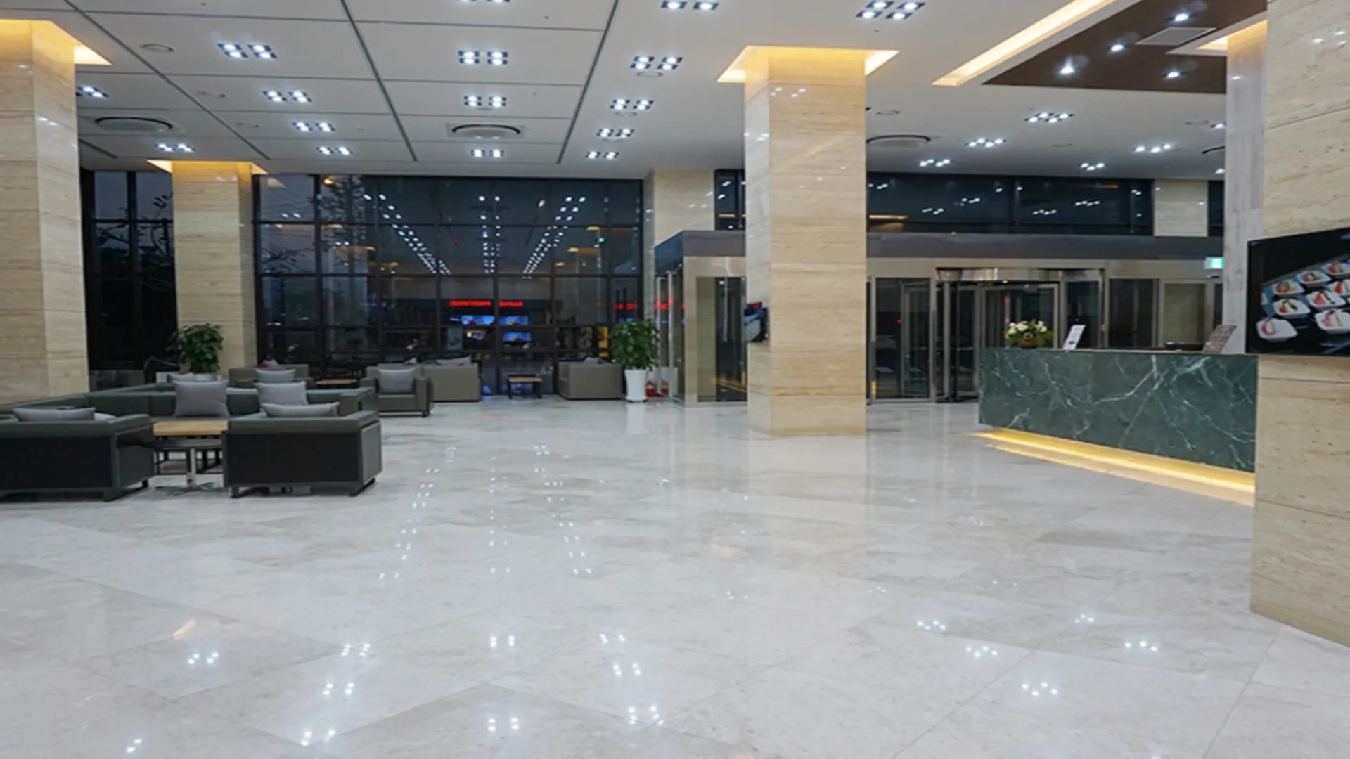 속초 씨크루즈호텔 4성급 호텔 외관