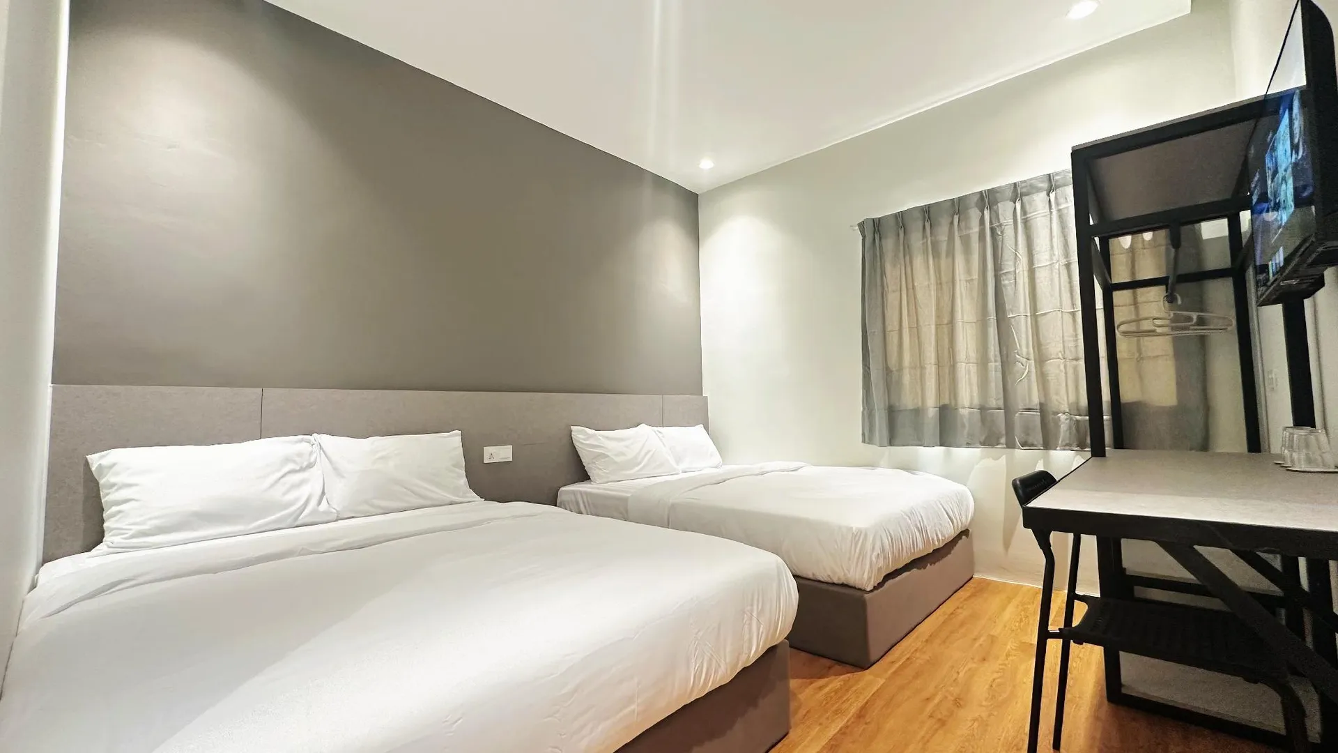 숭가이 페타니 Legend Inn  @ Sungai Petani 2성급 호텔 수영장