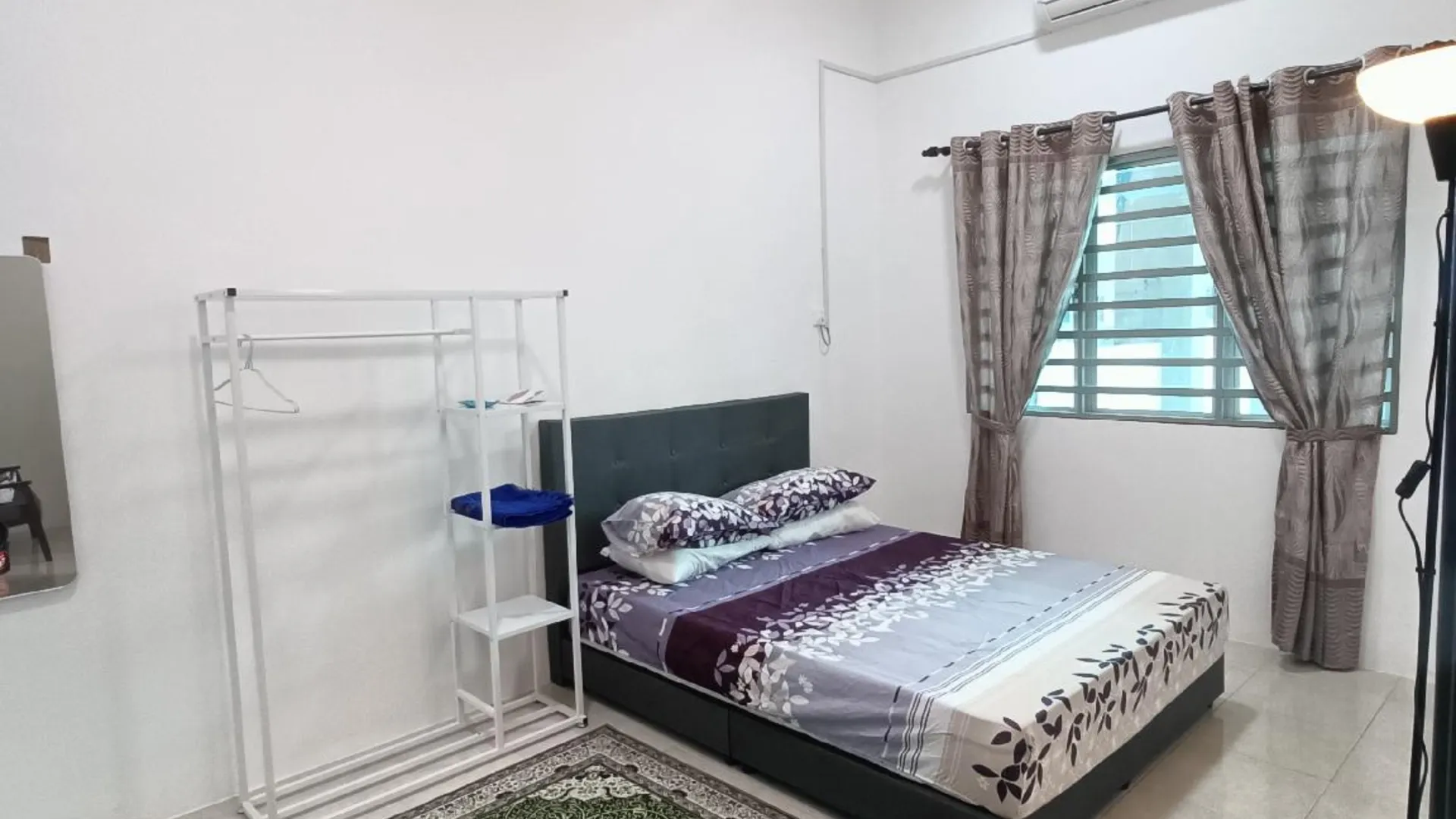 이포 탄중 람부탄의 프라이빗 하우스 (m², 침실 3개, 프라이빗 욕실 2개) 2성급 싱글룸 스위트룸