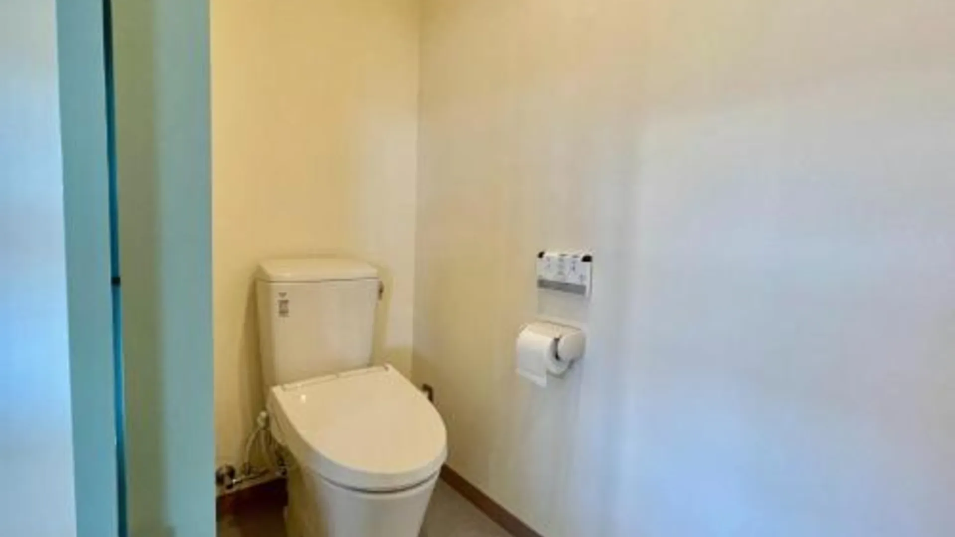 오키나와 본섬 LivingAnywhere Commonsうるま 4bed room - Vacation STAY 65070v 2성급 호텔 스위트룸