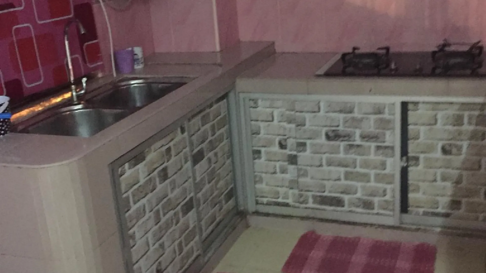 메르싱 반다르 머싱의 프라이빗 하우스 (1540m², 침실 3개, 프라이빗 욕실 2개) 1성급 싱글룸 로비