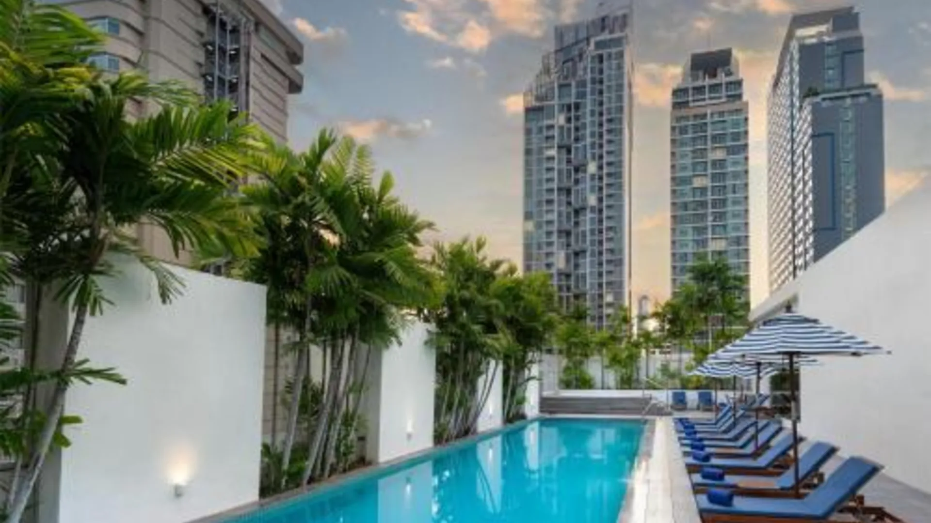 방콕 래디슨 스위트 방콕 수쿰빗 4성급 호텔 객실