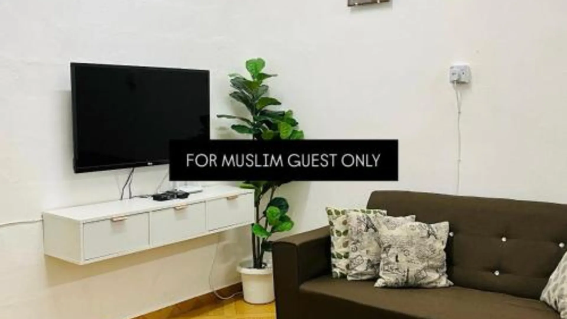 말라카 자신의 프라이빗 하우스 (100m², 침실 3개, 프라이빗 욕실 2개) 3성급 게스트하우스 객실