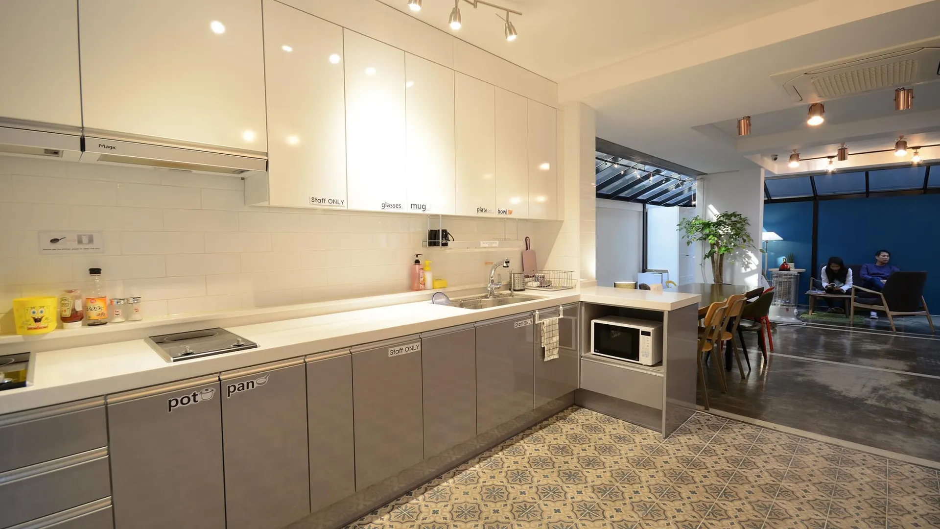 서울 써니힐 호스텔 홍대 1성급 호텔 외관