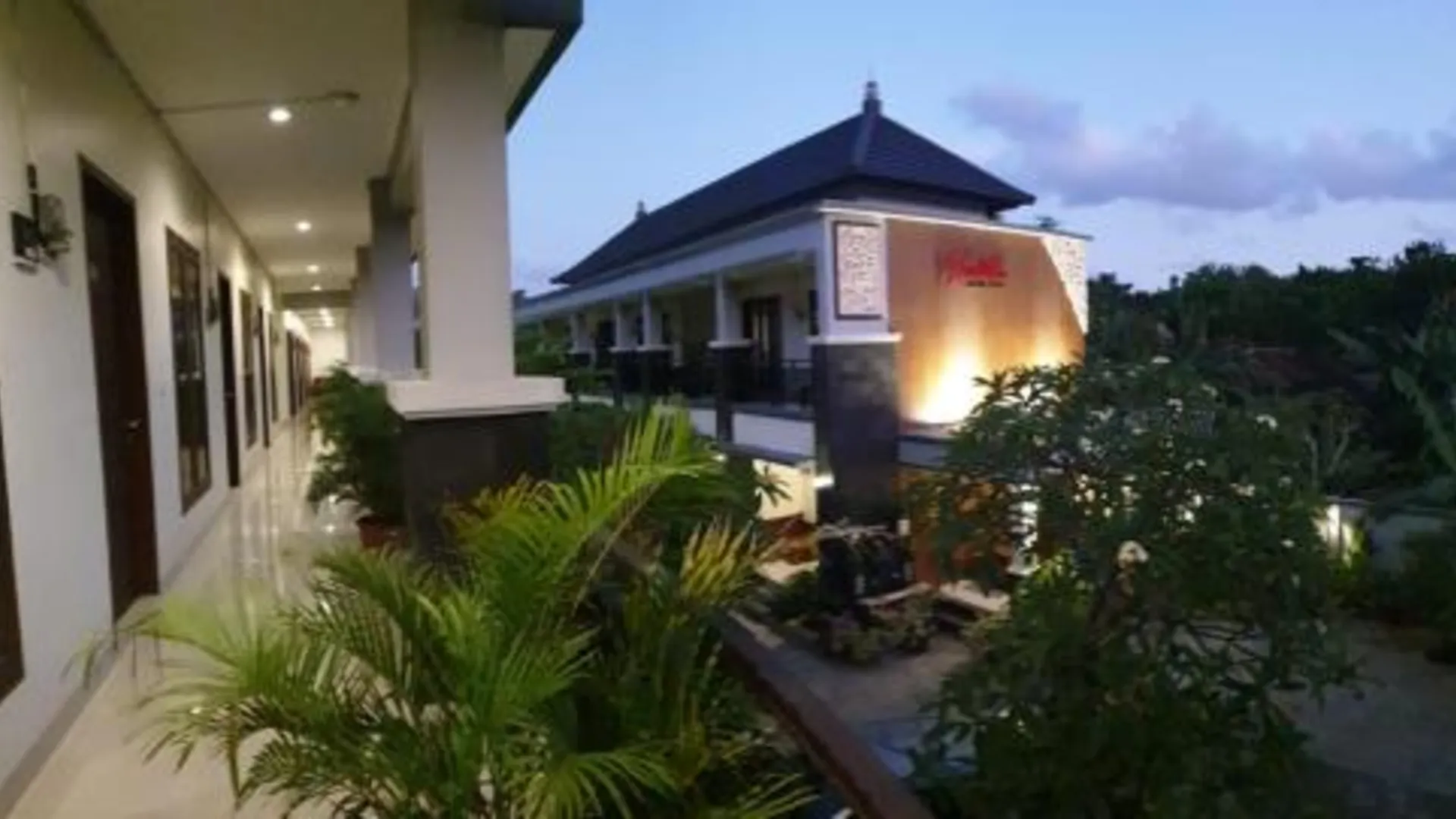 발리 Kartika Homestay 2성급 싱글룸 외관