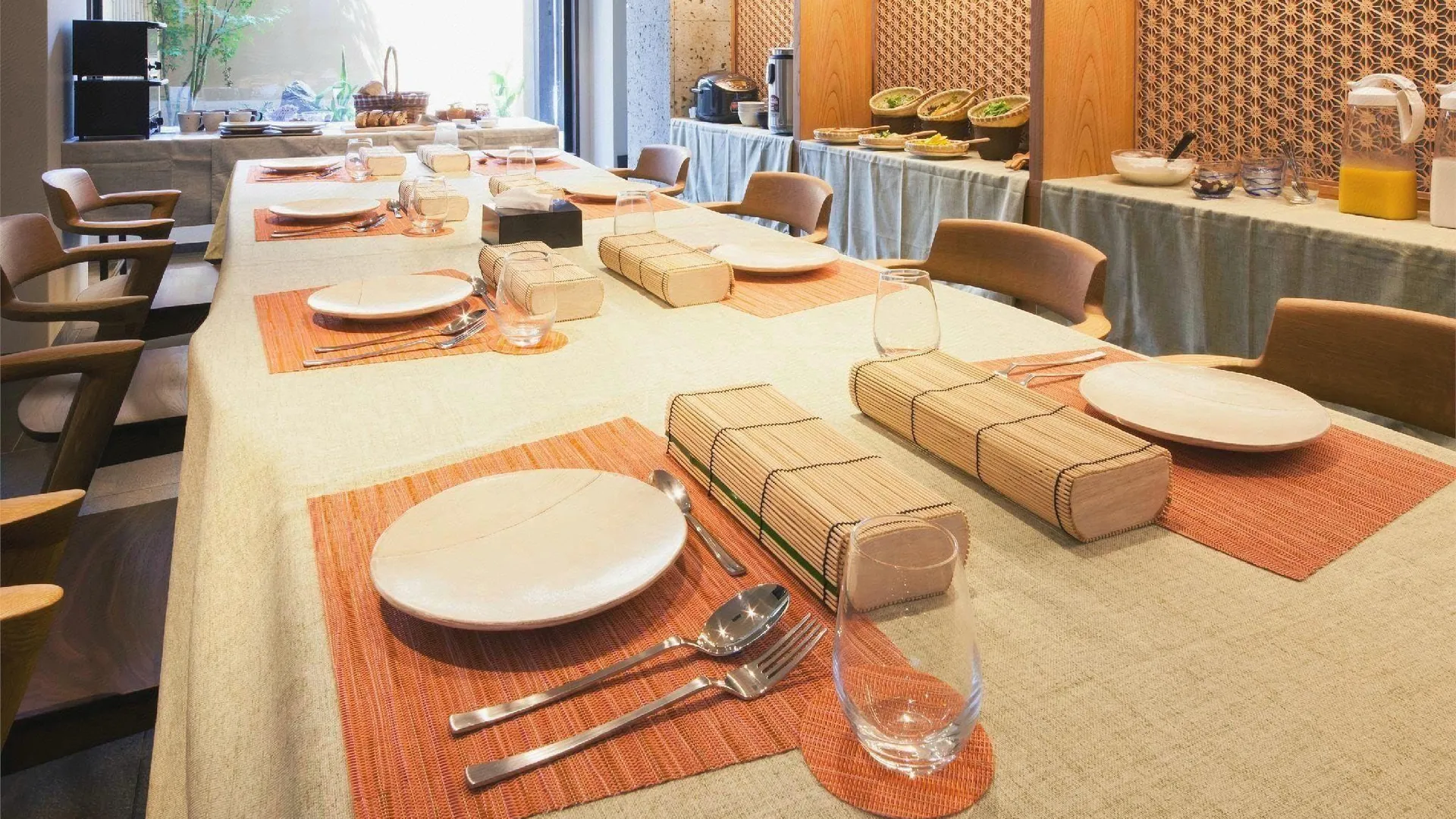 교토 기온 미센 4성급 호텔 수영장