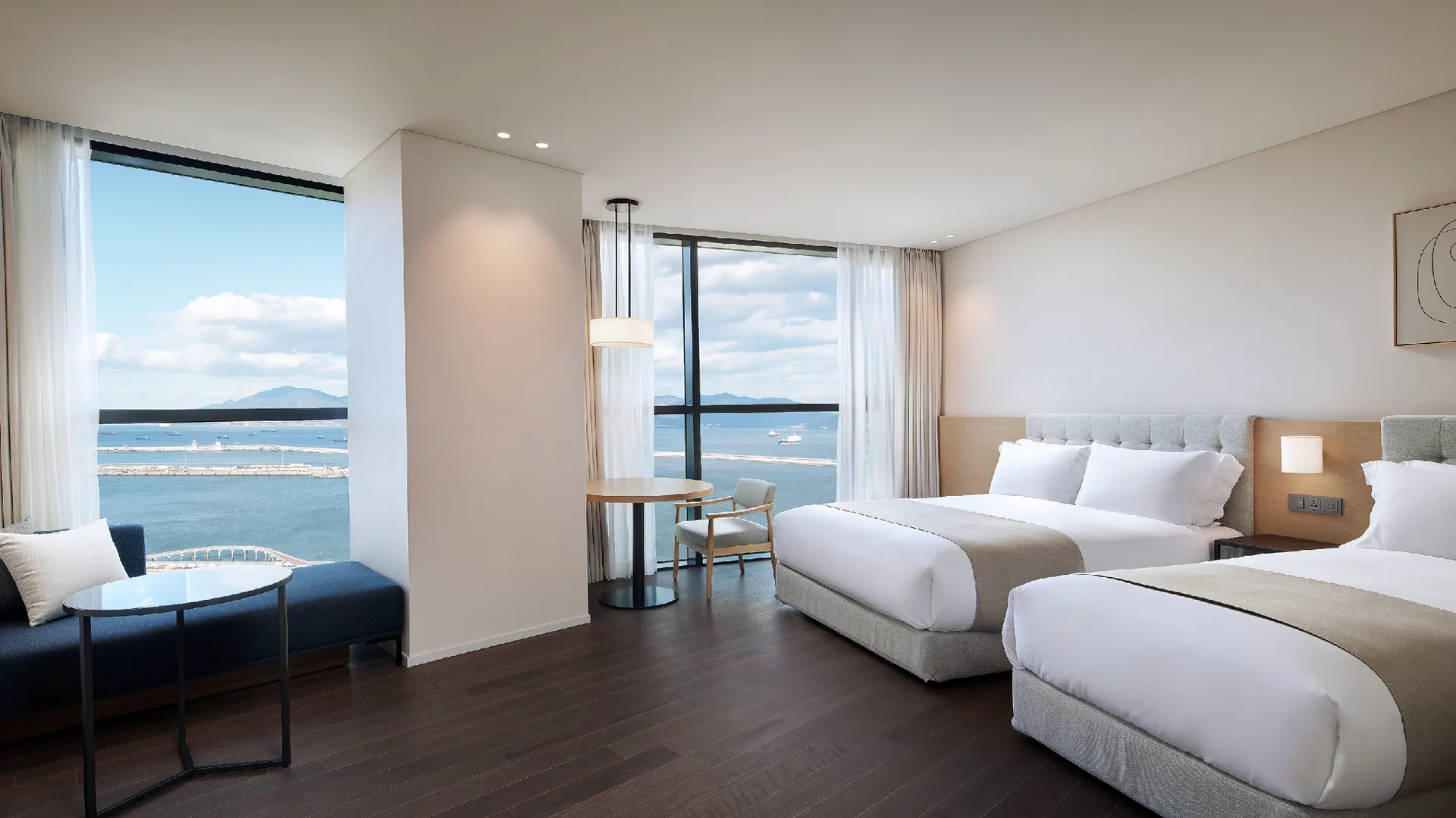 여수 신라스테이 여수 엑스포역 4성급 호텔 스위트룸