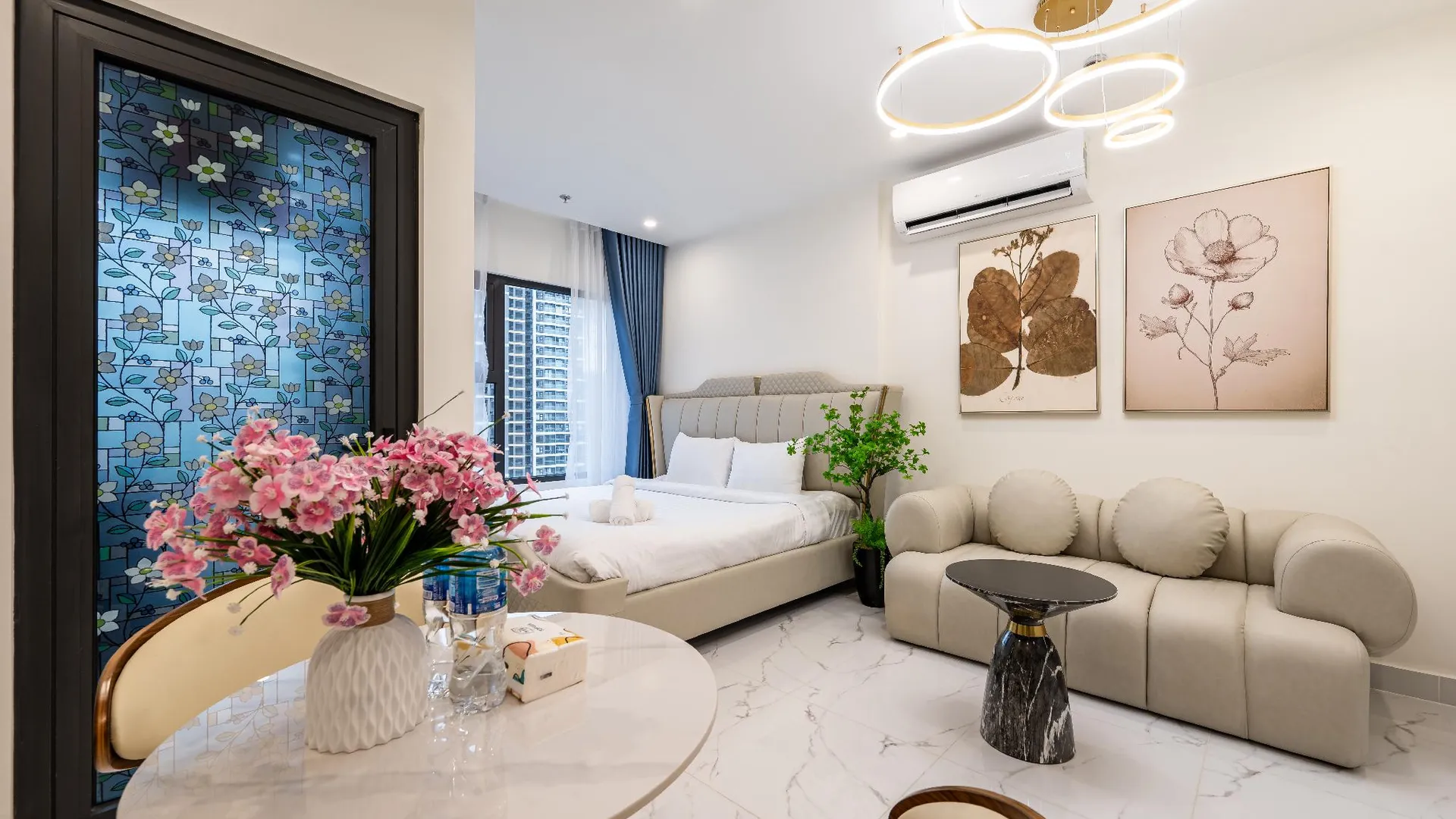 호치민 빈홈즈 그랜드 파크 - PDG 엘레건트 레지던스 4성급 호텔 스위트룸