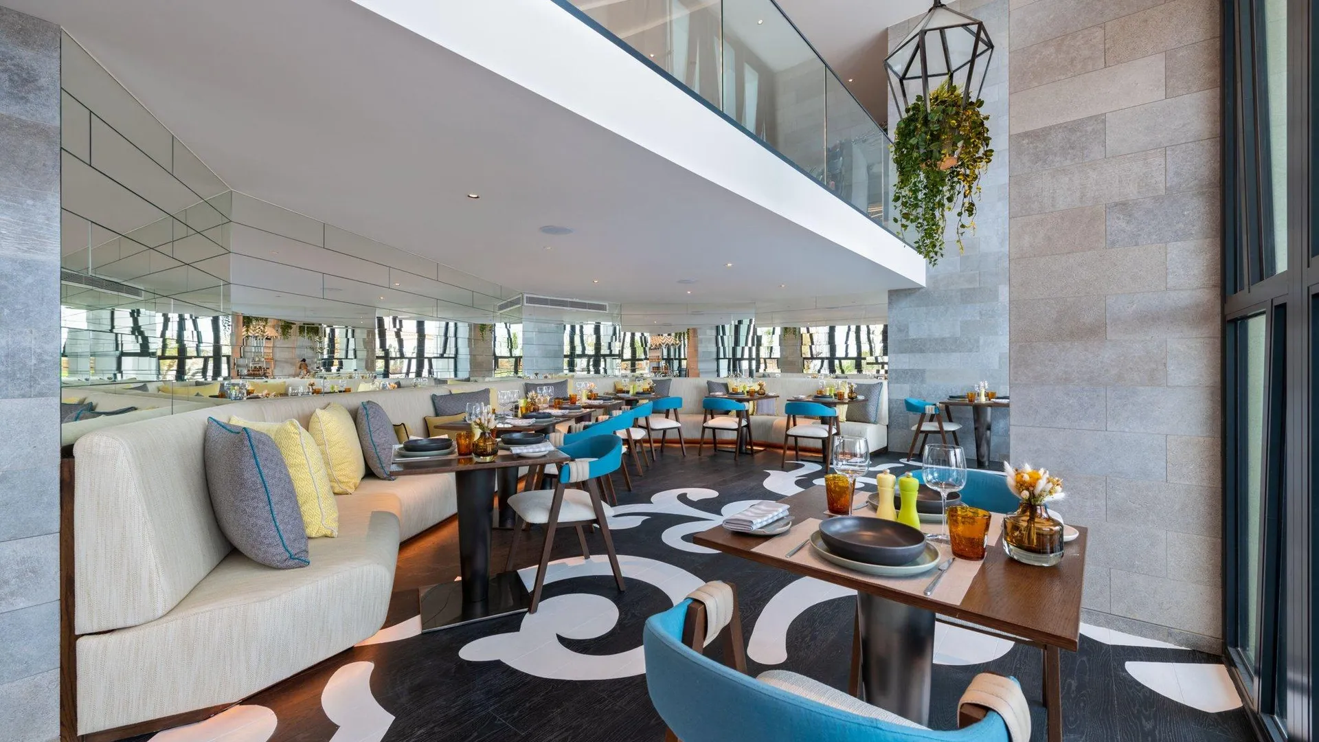 알부페이라 W Residences Algarve 5성급 호텔 로비