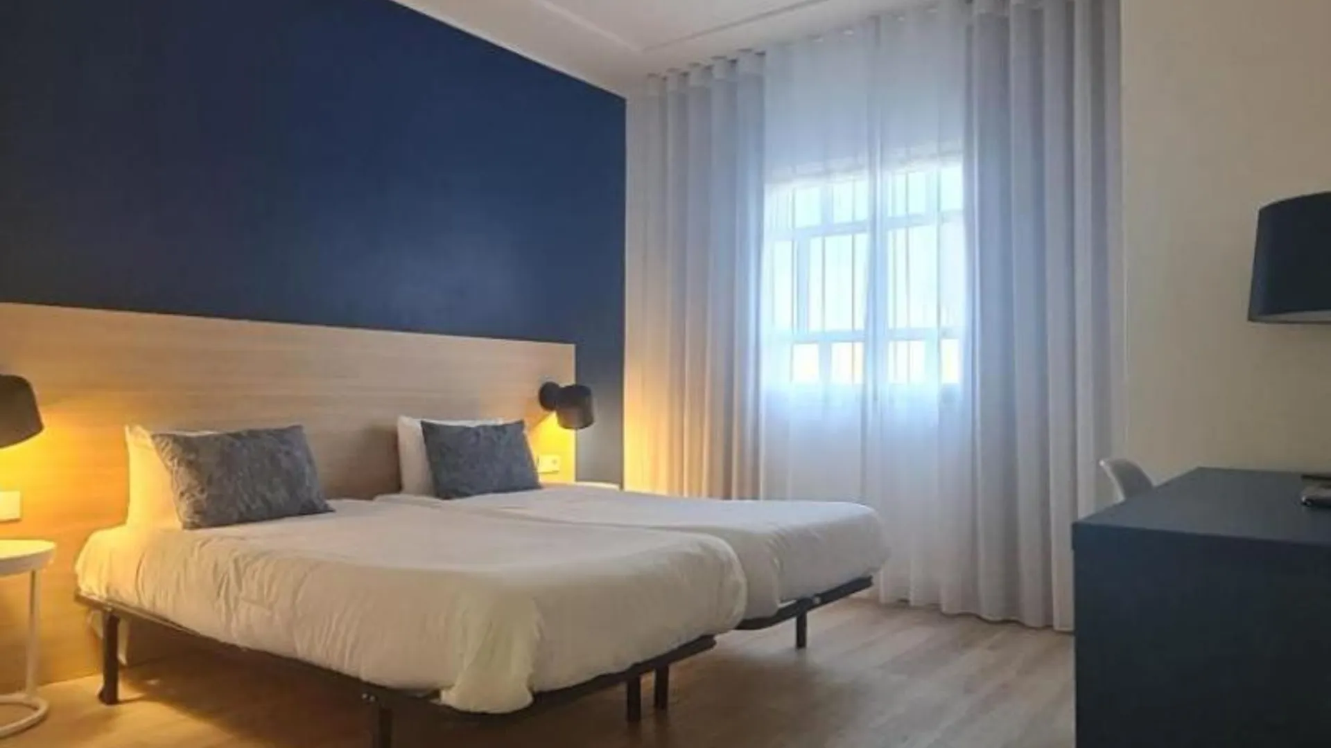바탈라 Flag Hotel Santarem 3성급 호텔 스위트룸