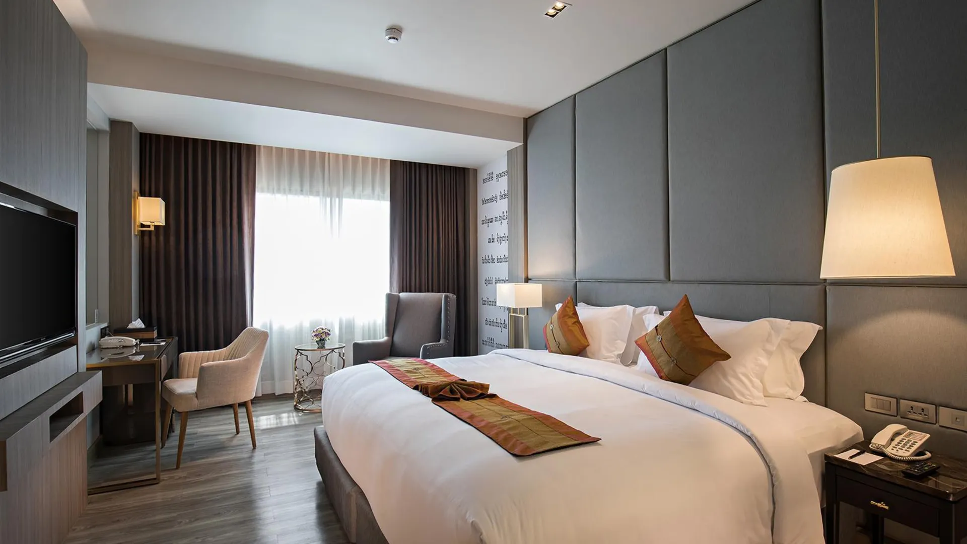 치앙라이 더 헤리티지 치앙라이 호텔 앤 컨벤션 4성급 호텔 스위트룸