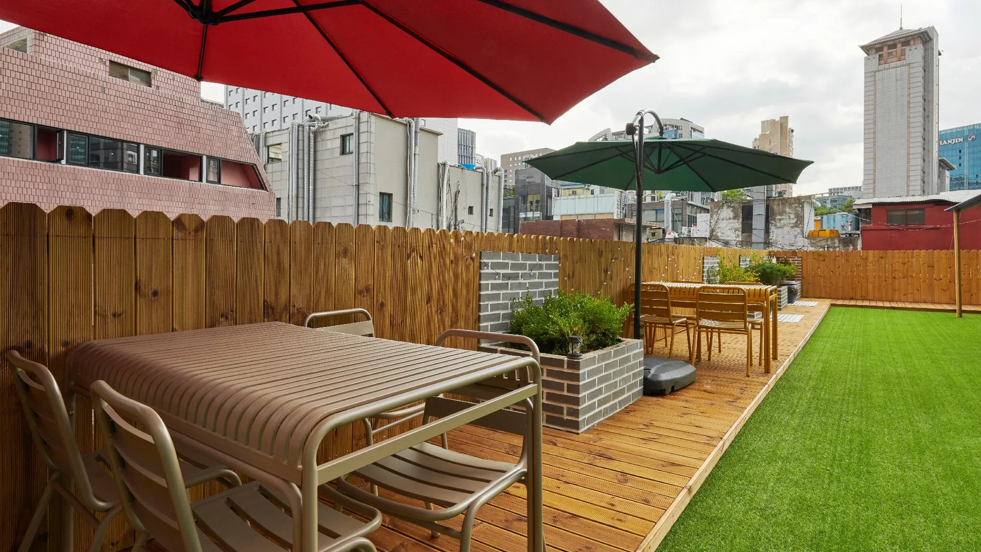 서울 에이트 레스트 호스텔 명동 2성급 호텔 전망