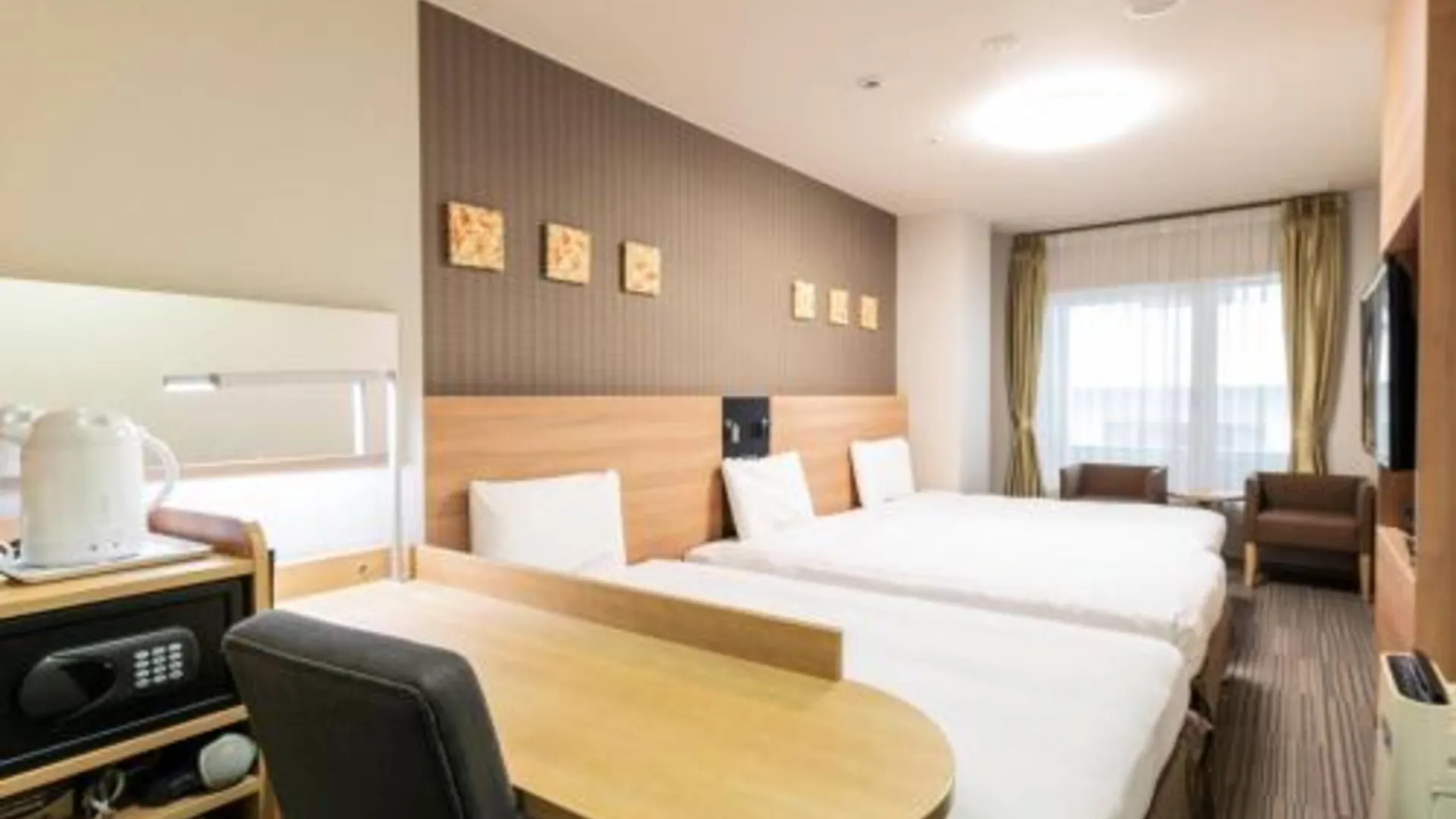 오사카 컴포트 호텔 오사카 신사이바시 3성급 호텔 스위트룸