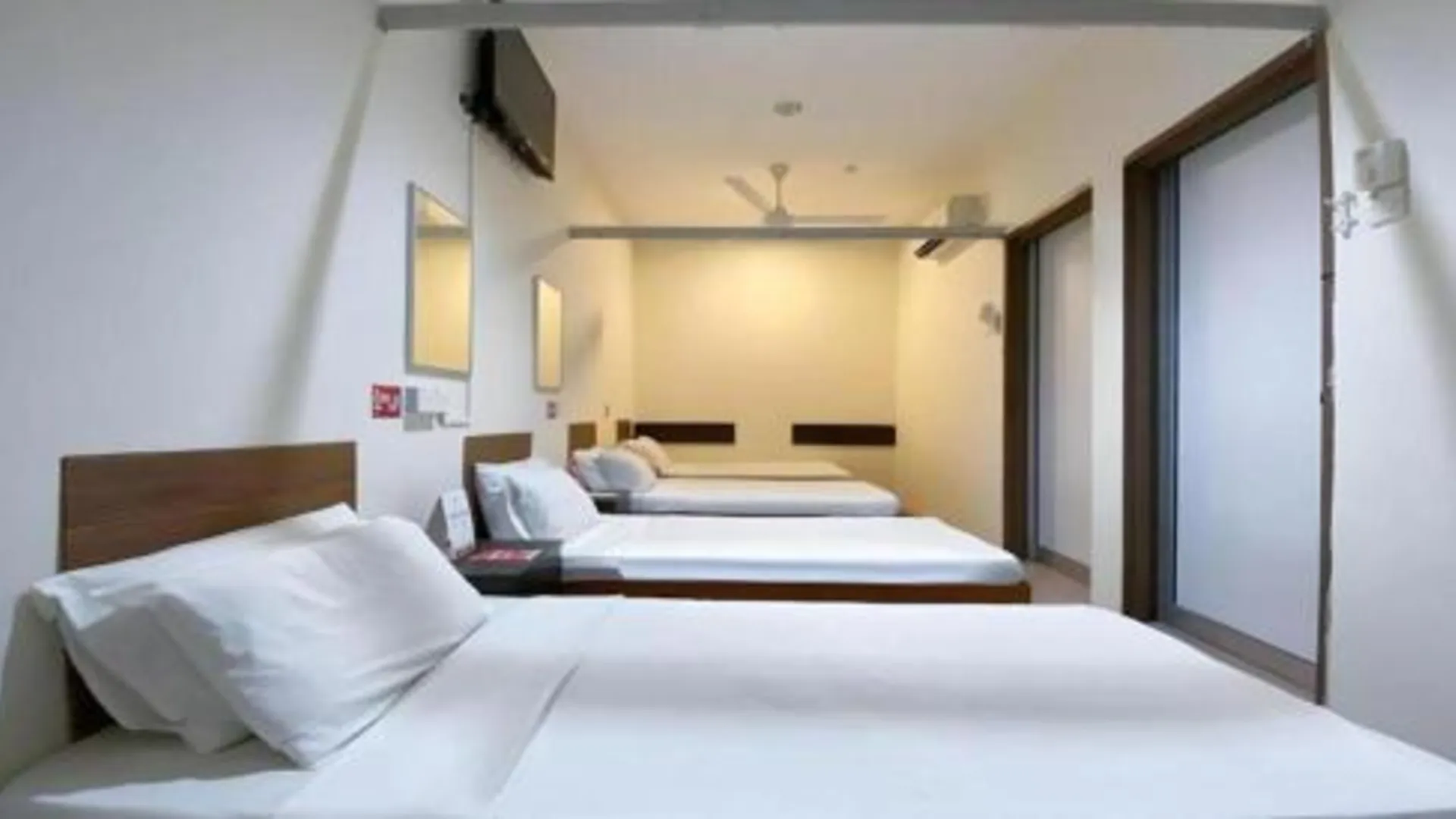 세리 만중 SPOT ON 91178 Motel Impian 2성급 호텔 스위트룸