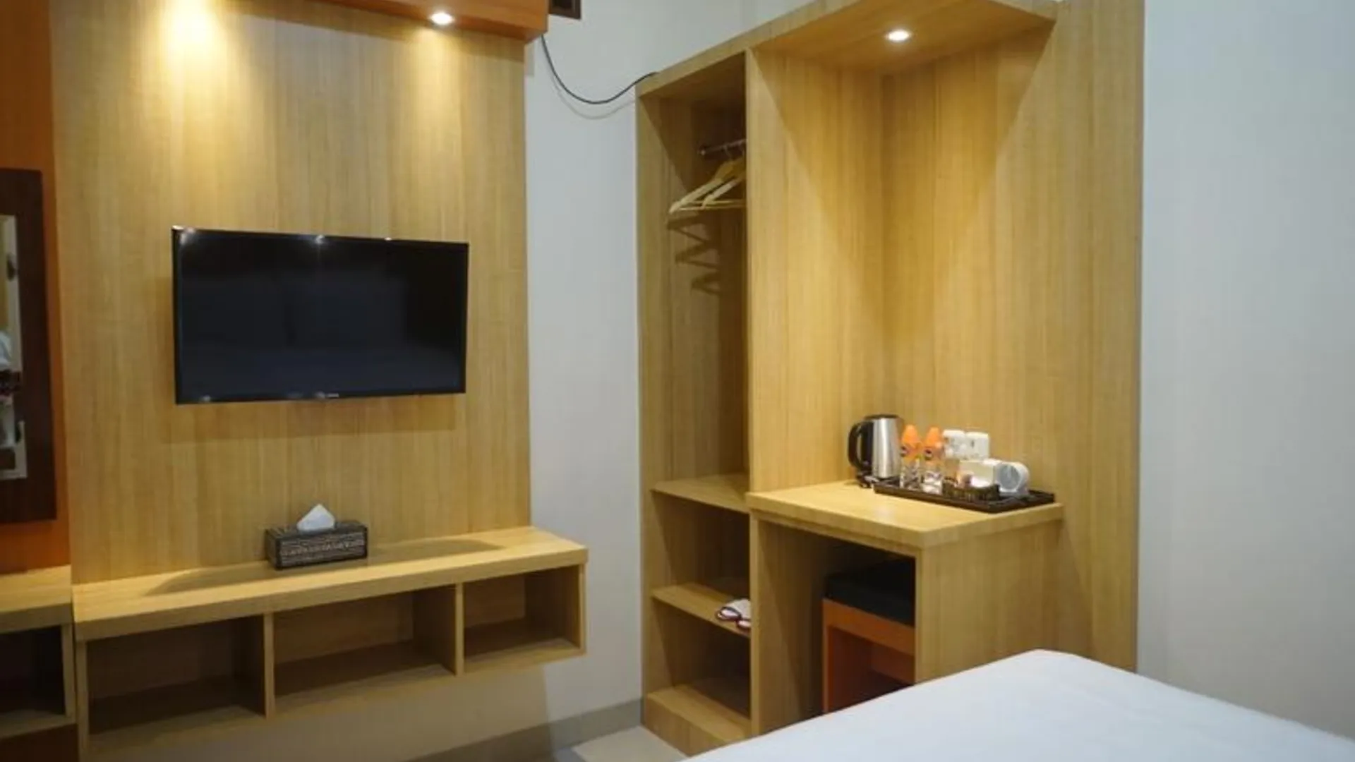 마카사르 Manggala Trans Hotel 2성급 호텔 스위트룸