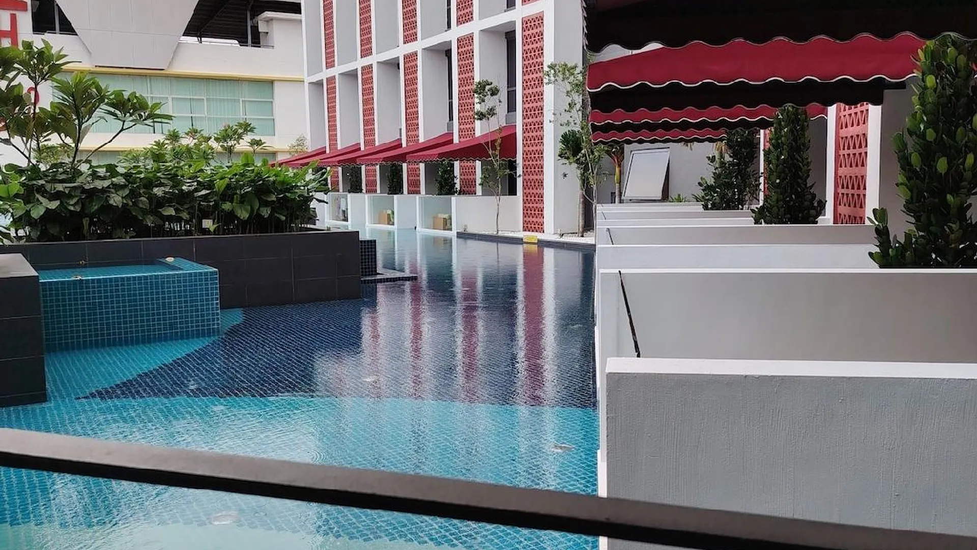 코타키나발루 시티 센터의 스튜디오 아파트먼트 (407m², 프라이빗 욕실 1개) 3성급 싱글룸 수영장