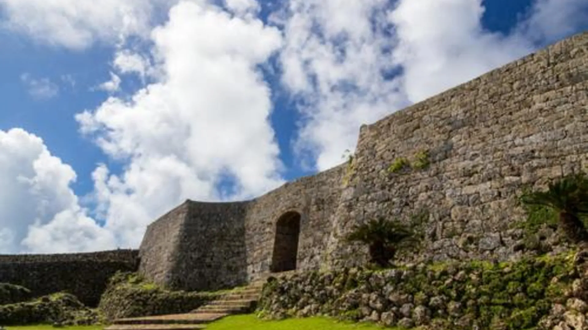 오키나와 본섬 콘도미니엄 호텔 류카 인 카데나 1 4성급 호텔 전망