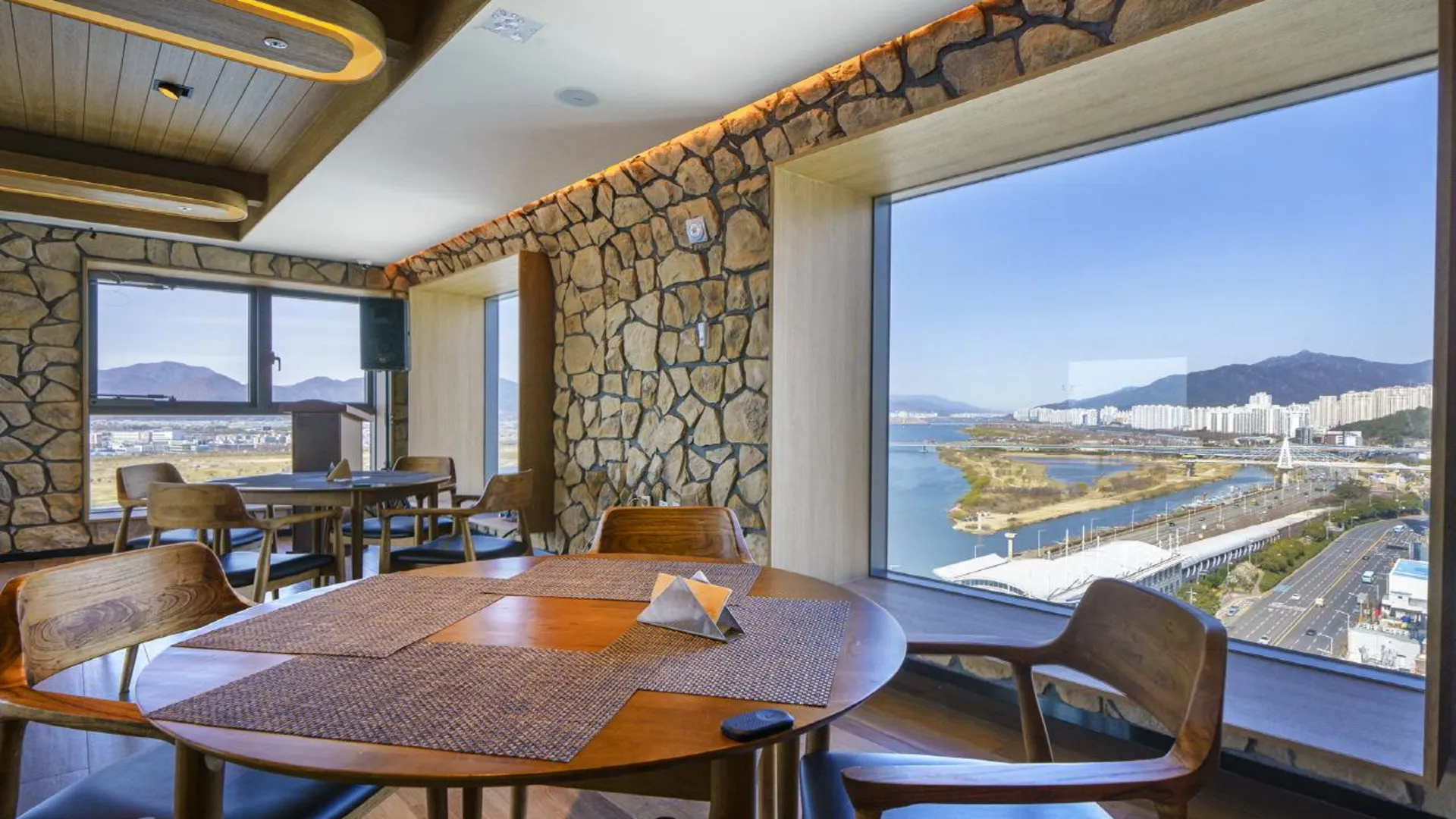 부산 호텔 티티 구포 4성급 호텔 객실