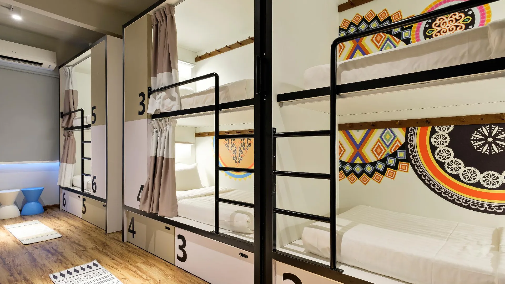 코타키나발루 투조우 코타 키나발루 3성급 호텔 스위트룸