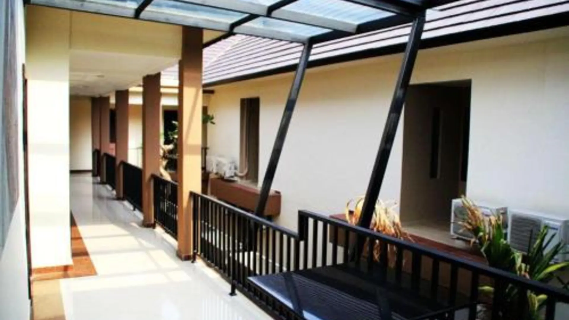 발리 컬렉션 O 바즈라산디 모누멘 근처 구 그랜드 폰독 푸리 아유 2성급 호텔 전망