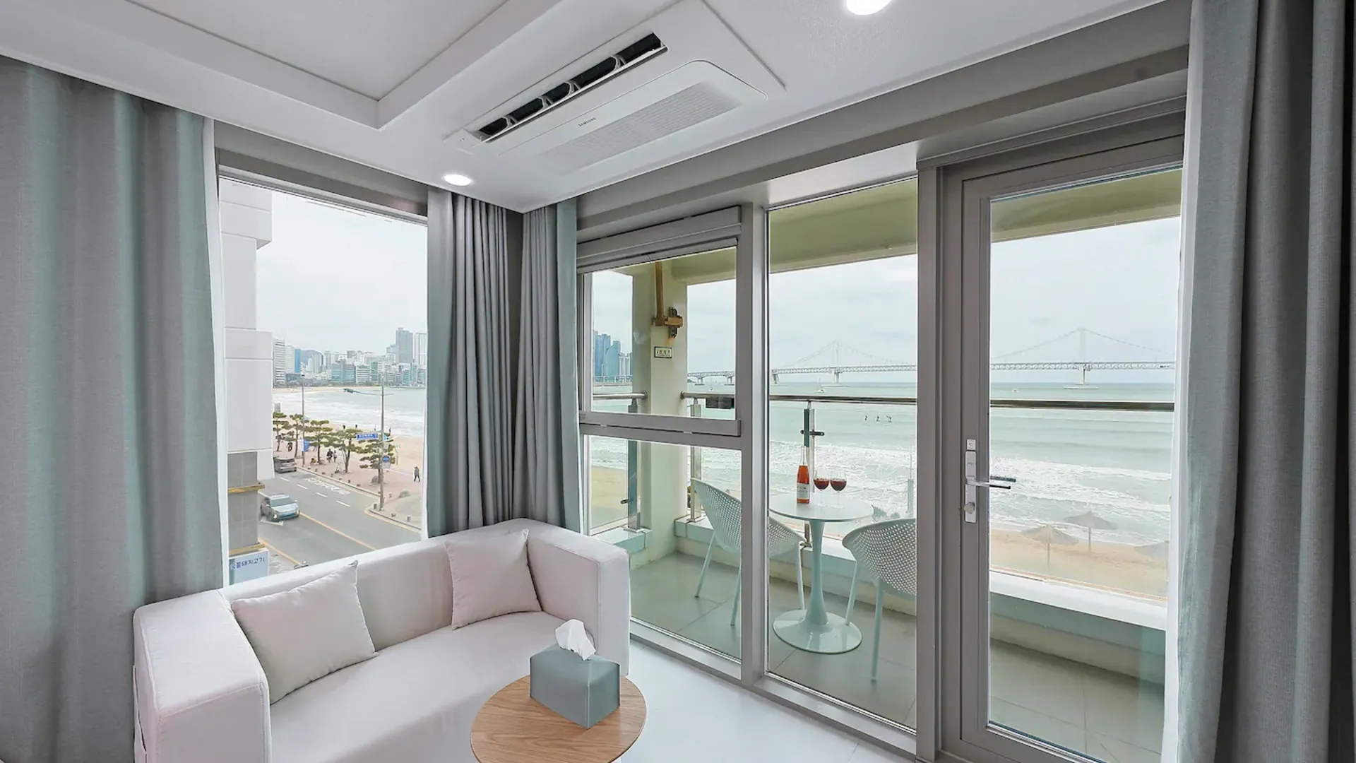 부산 엘모멘토 광안 레지던스 호텔 전망