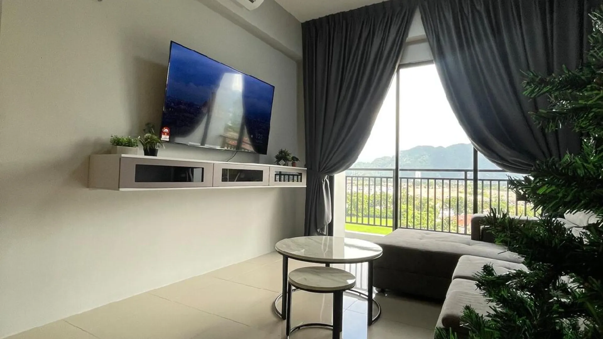 이포 탐분의 아파트먼트 (100m², 침실 3개, 프라이빗 욕실 2개) 4성급 게스트하우스 스위트룸