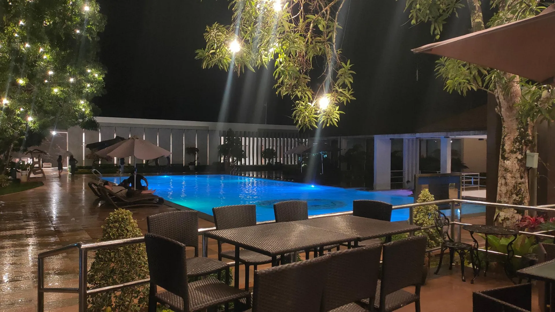 마하약 Rudhil's Place Resort and Sports Complex 4성급 호텔 스위트룸