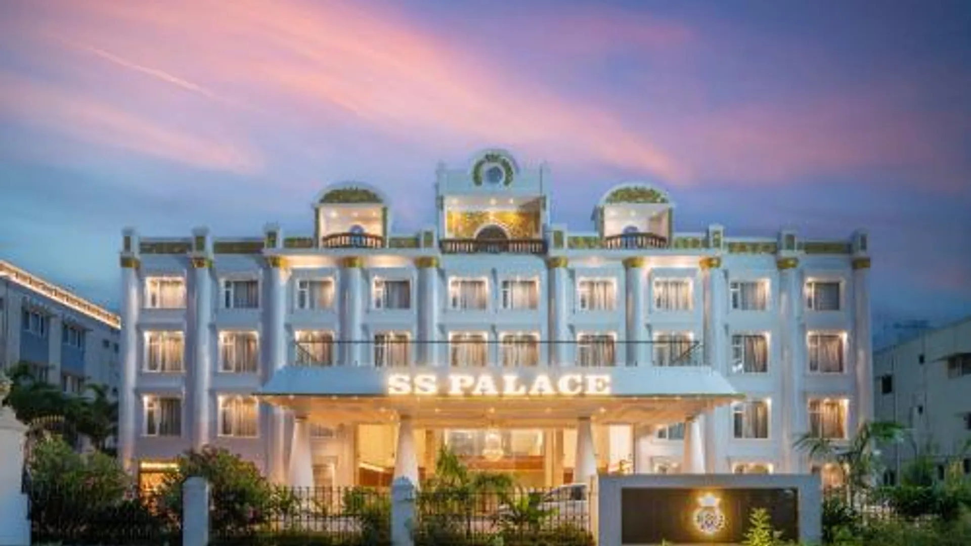 람메스와람 Hotel SS Palace 3성급 호텔 스위트룸