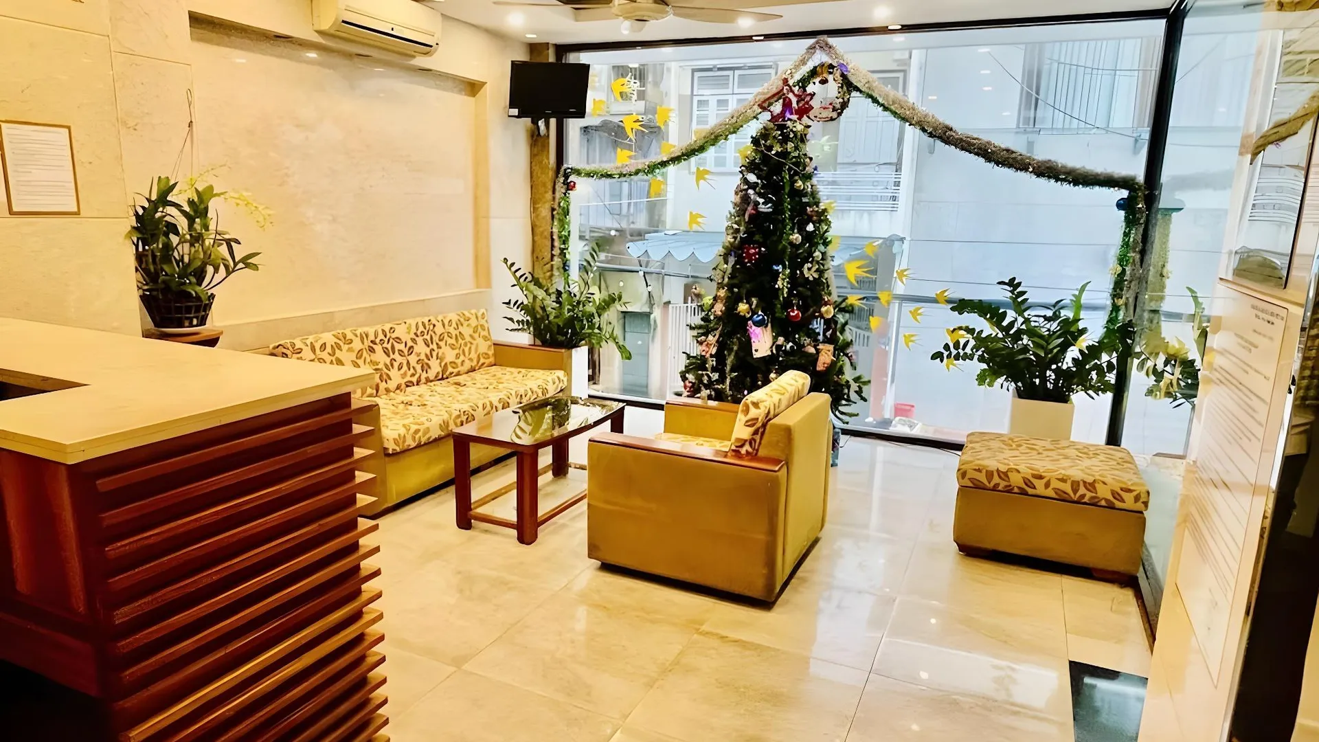 다낭 파라다이스 호텔 1성급 호텔 로비