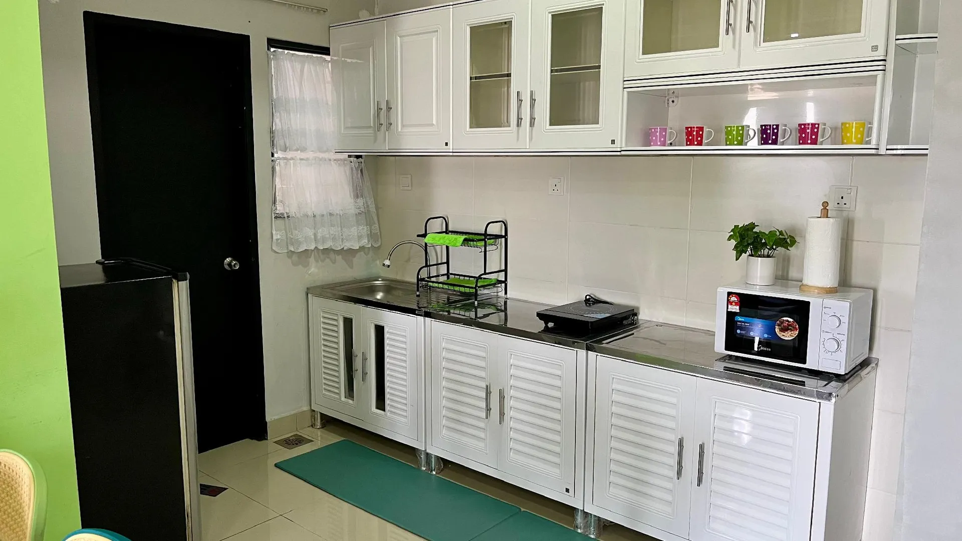 코타바루 코타바루 시내의 아파트먼트 (m², 침실 2개, 프라이빗 욕실 1개) 4성급 싱글룸 레스토랑