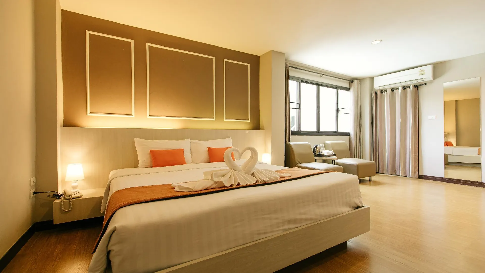 치앙라이 디 허그 호텔 앤 레지던스 4성급 호텔 스위트룸