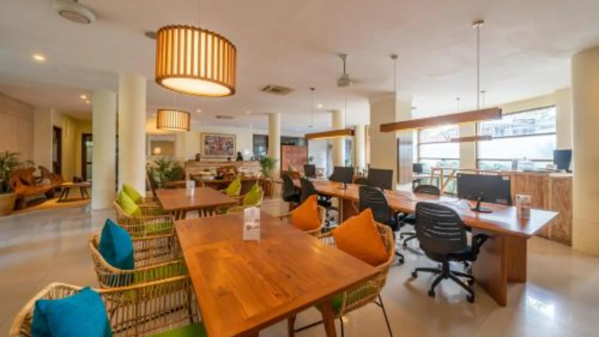 발리 사라 레지던스 바이 나쿨라 3성급 호텔 수영장