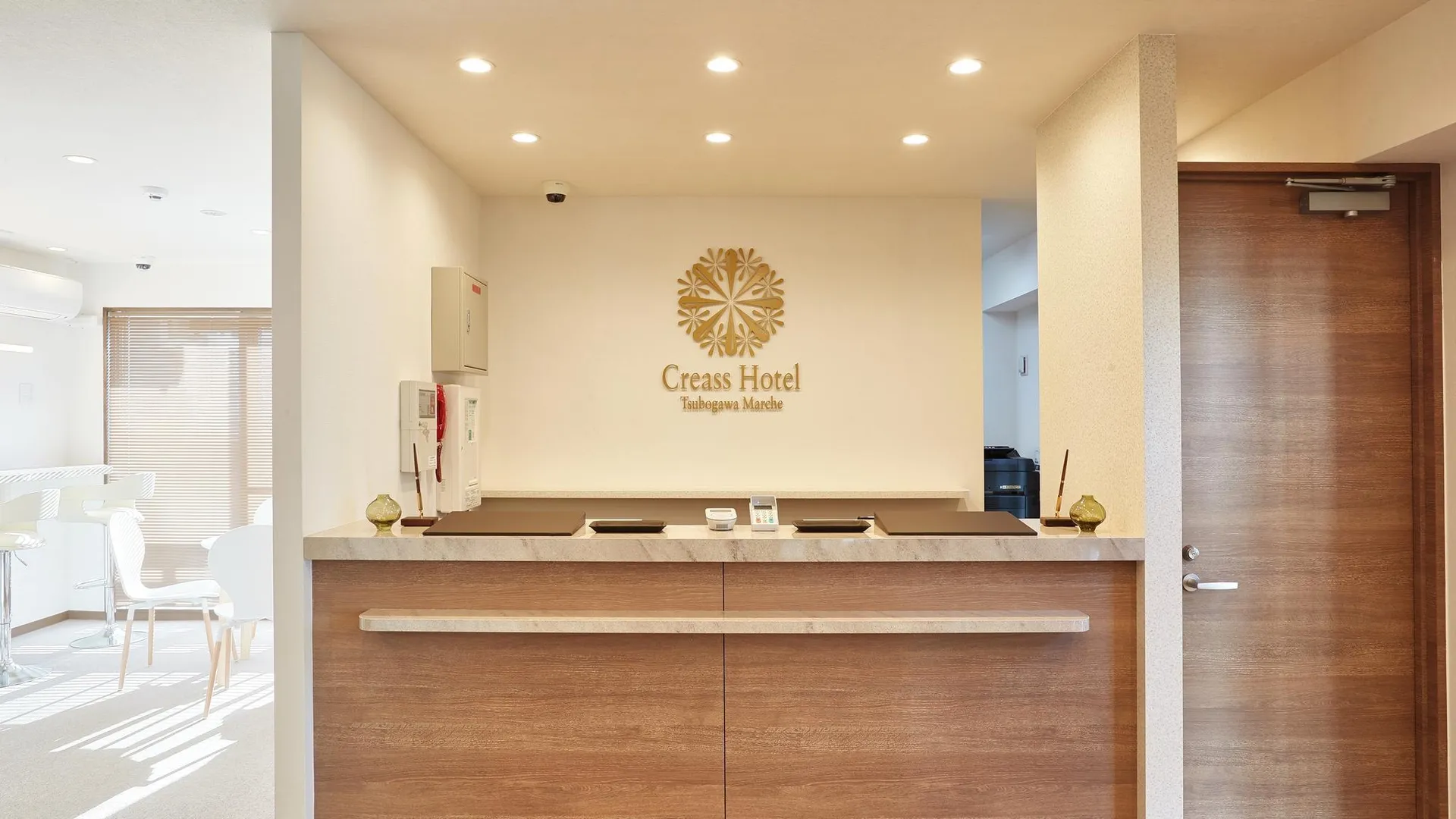 오키나와 본섬 크레아스 호텔 츠보가와 마르쉐 3성급 호텔 외관