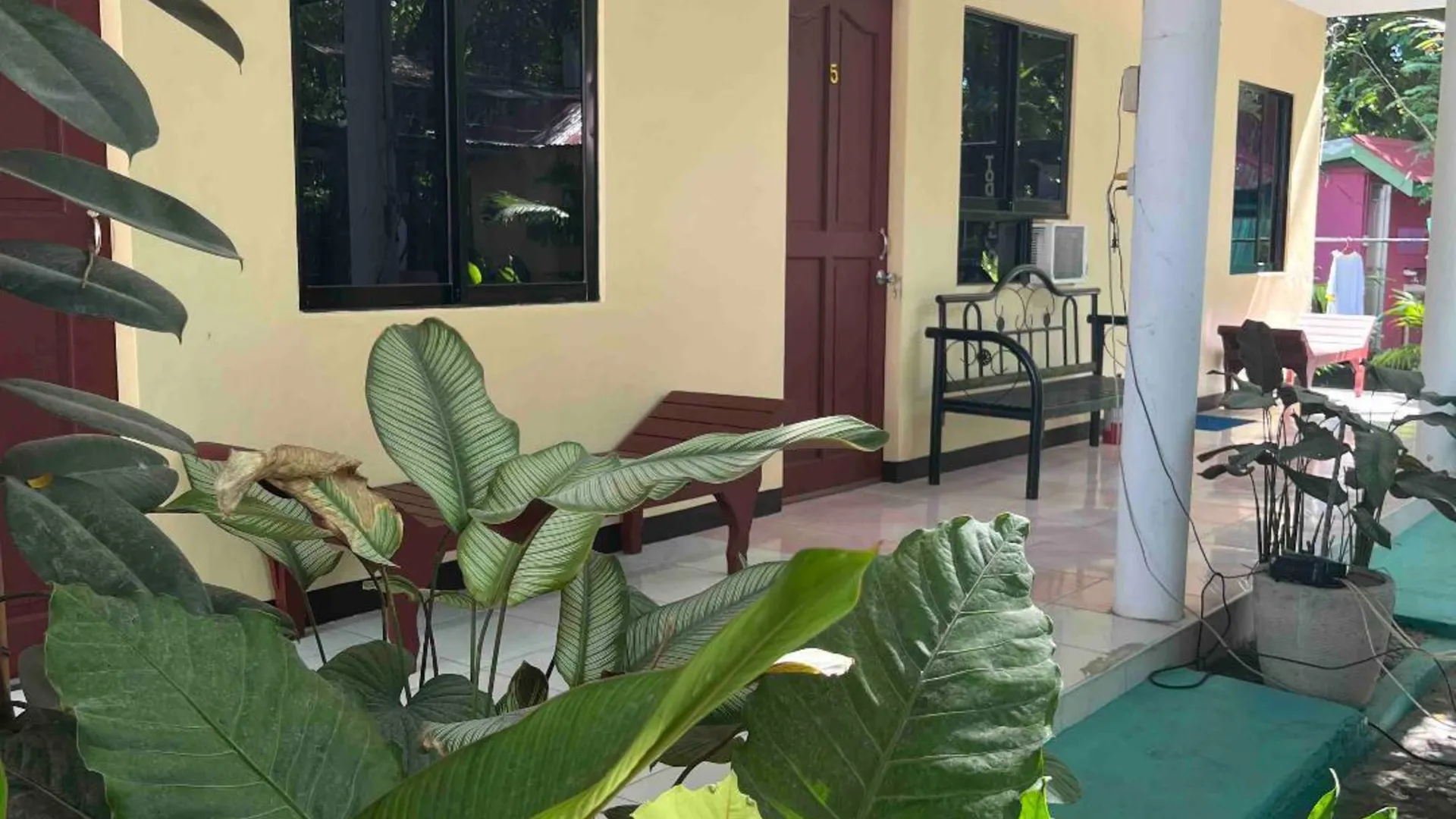 세부 가든 카바나 호텔 외관