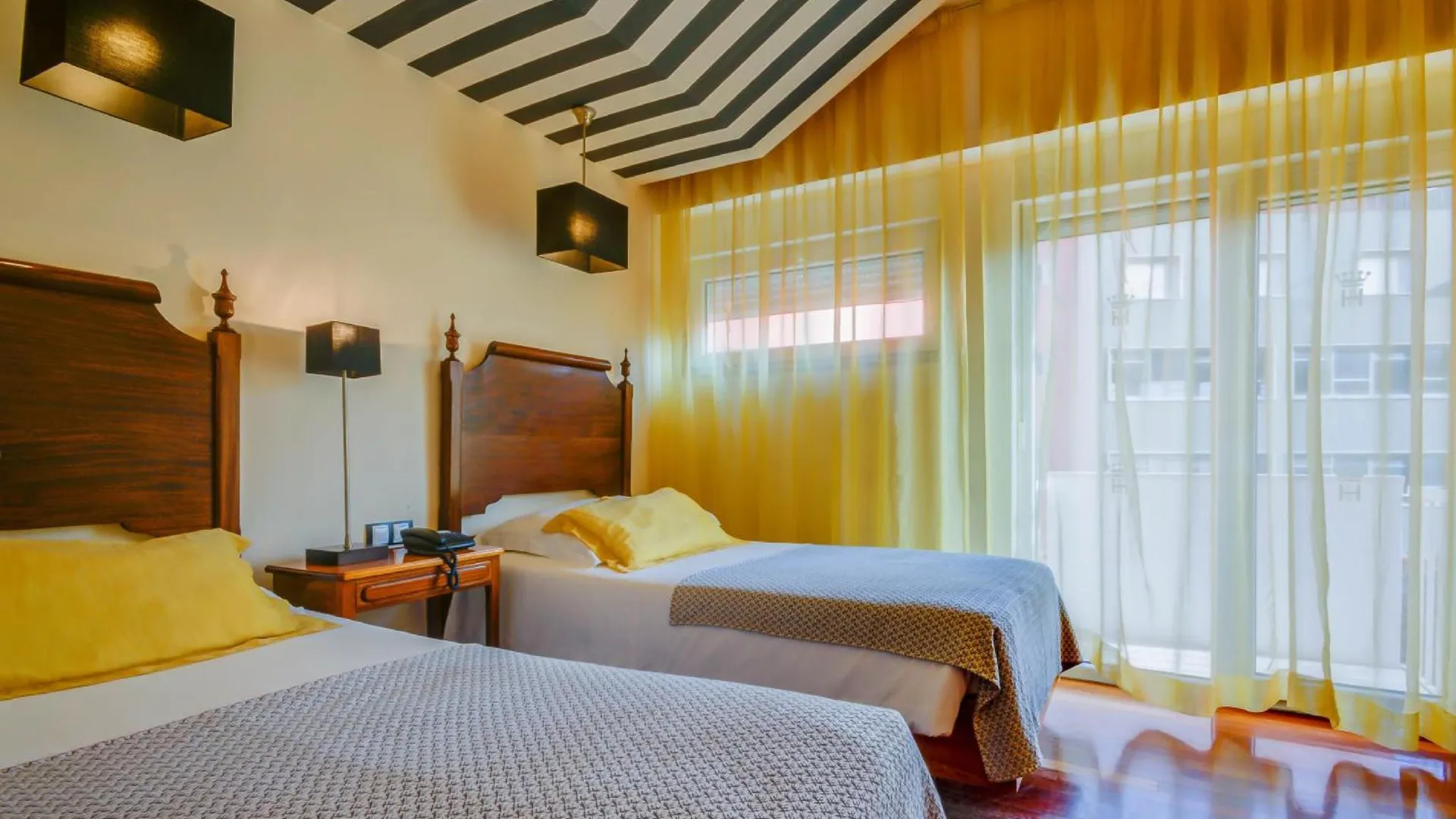 리스본 Hotel Principe Real 4성급 호텔 스위트룸