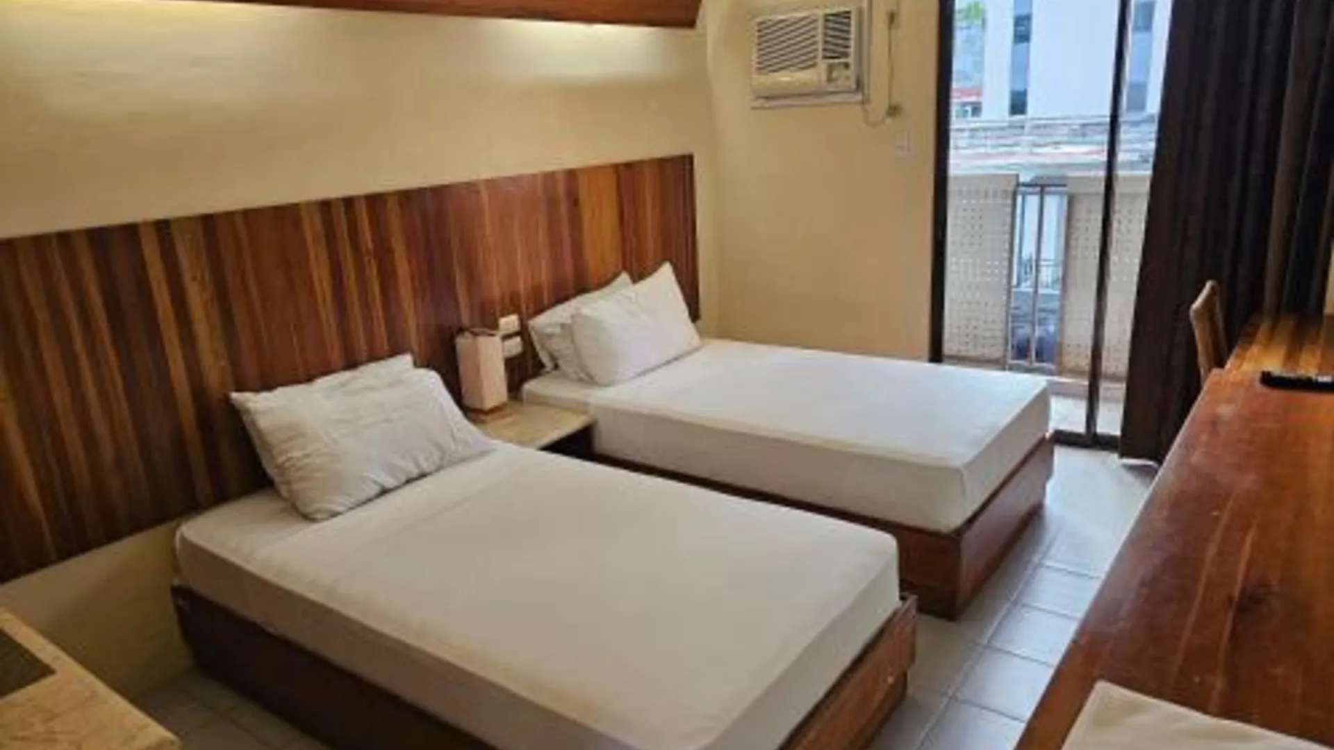 세부 차이 호텔 앤 레지던스 2성급 호텔 스위트룸