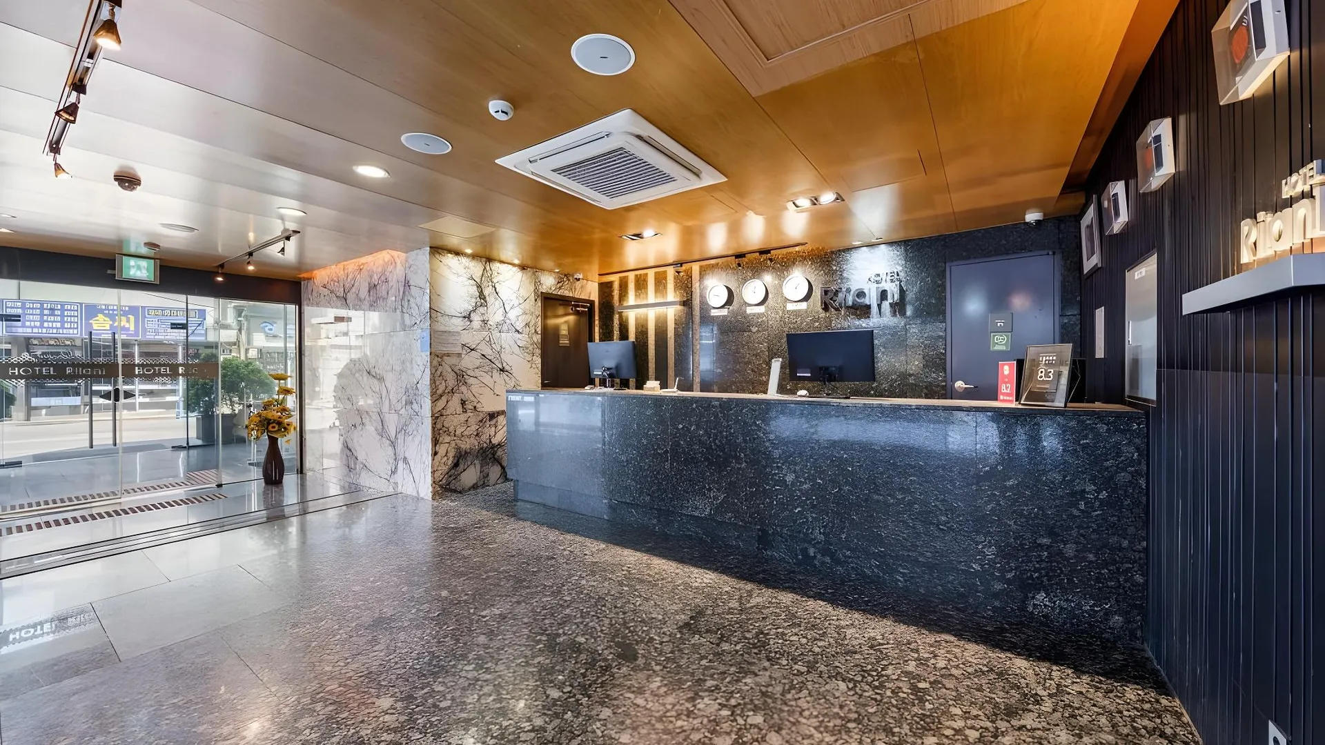서울 리안 호텔 3성급 호텔 로비