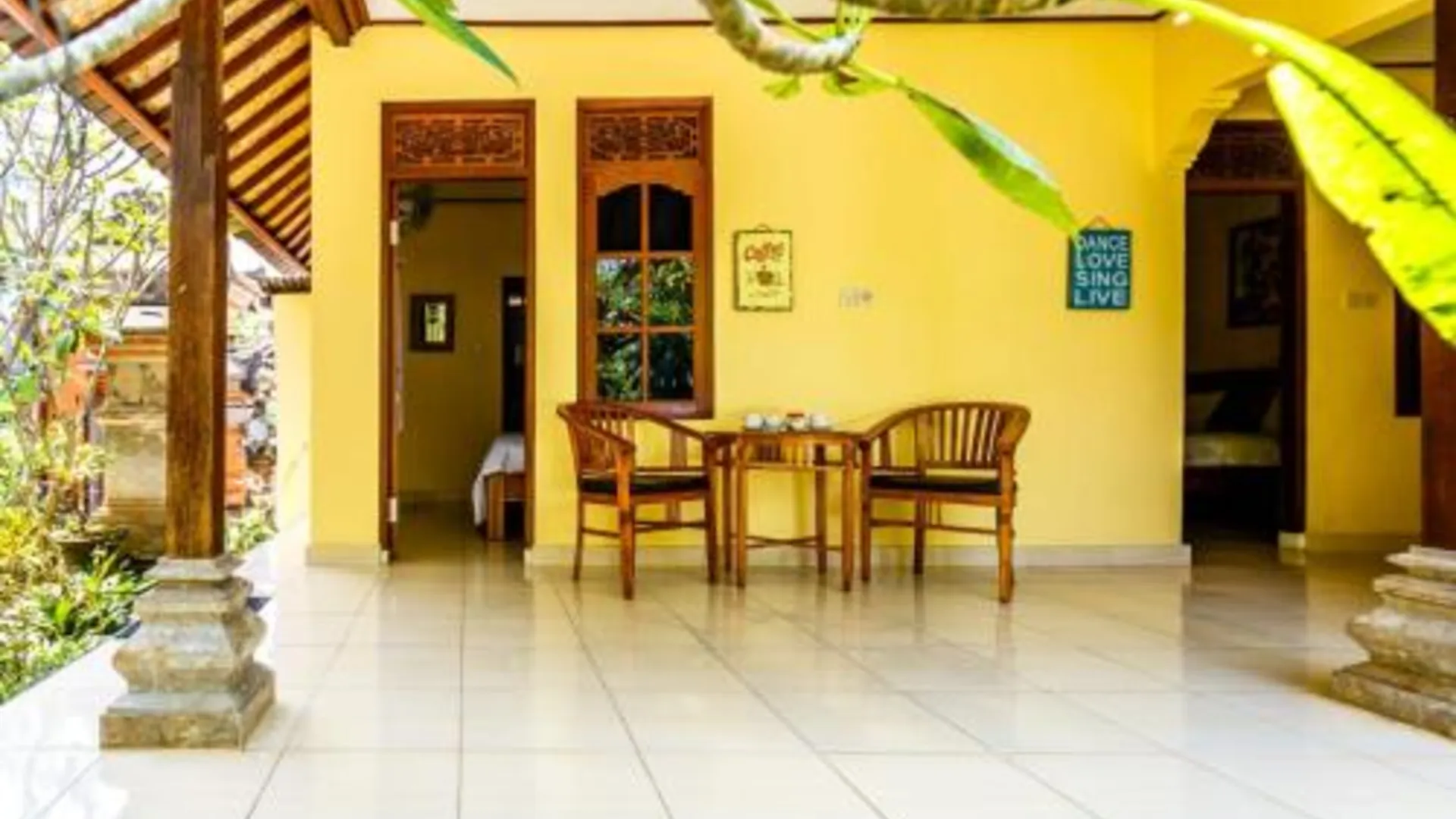 발리 Dekwah Homestay 3성급 게스트하우스 수영장