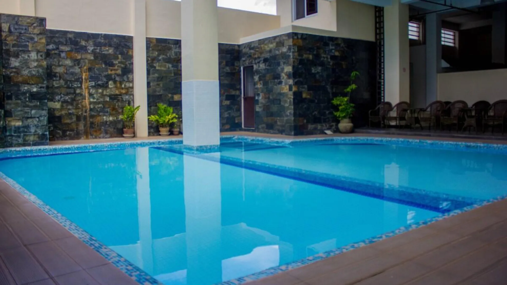 세부 카삼바간의 아파트먼트 (m², 침실 1개, 프라이빗 욕실 1개) 2성급 싱글룸 레스토랑