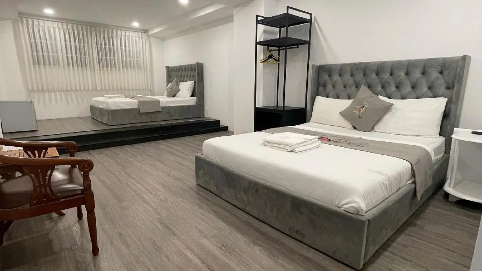 호치민 응우옛 하 호텔 3성급 호텔 전망