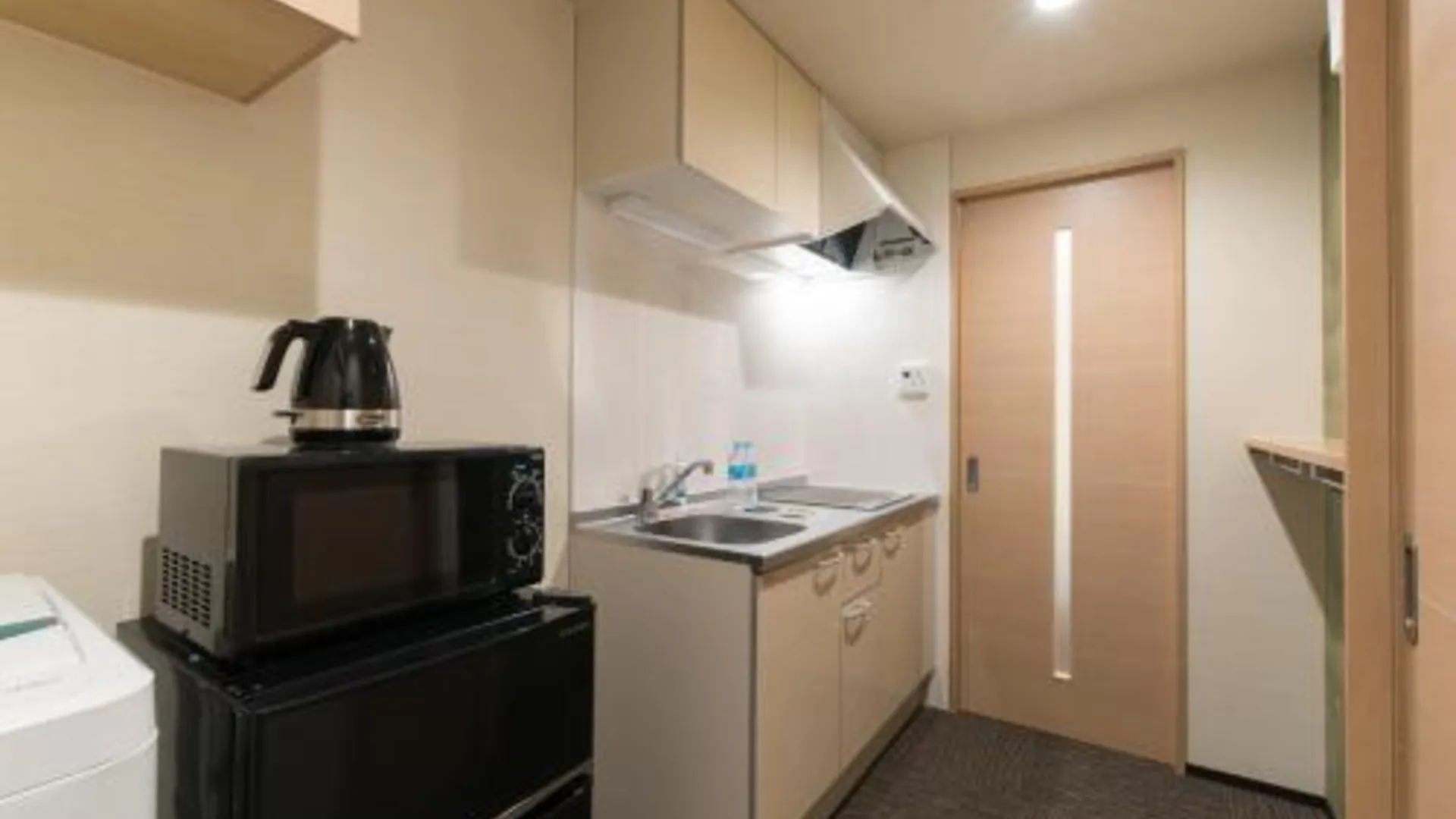 교토 스테이 사쿠라 교토 시조 가라스마 3성급 호텔 객실