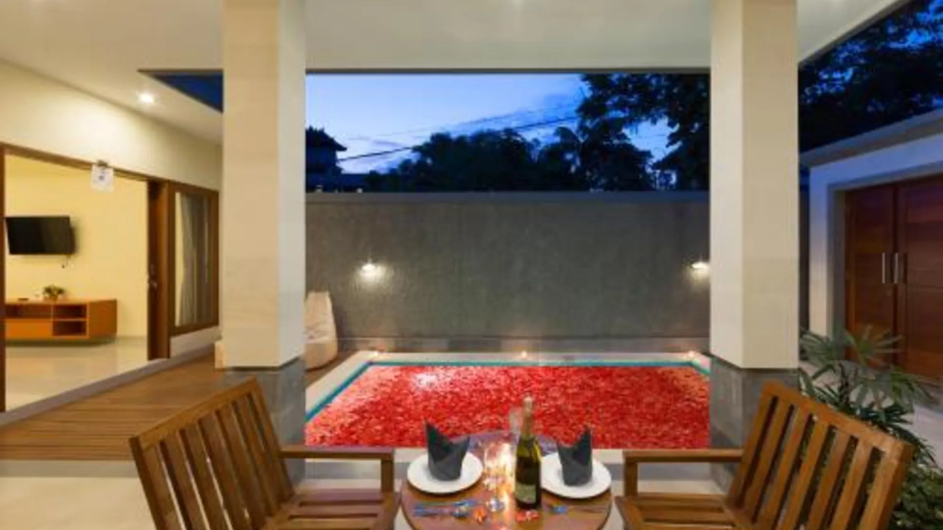 발리 파이사 빌라 스미냑 4성급 호텔 수영장