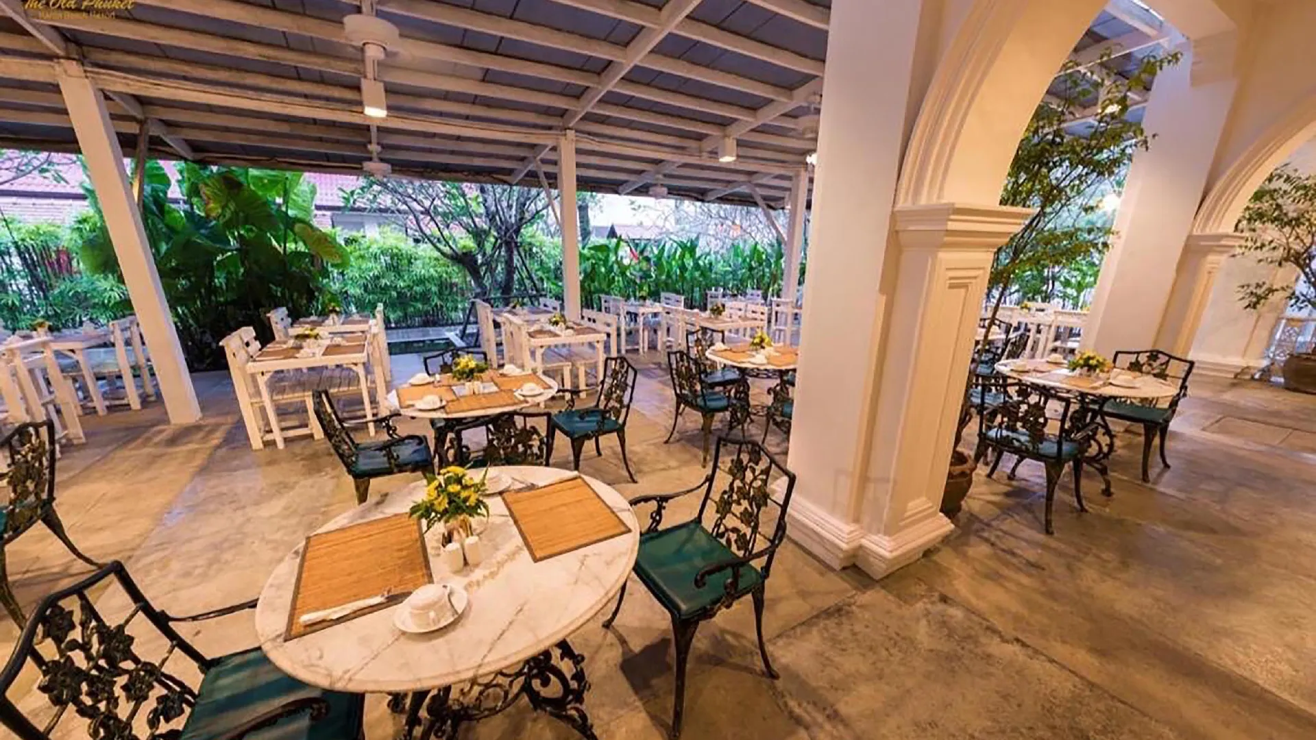 푸켓 디 올드 푸켓 카론 비치 리조트 4성급 호텔 레스토랑