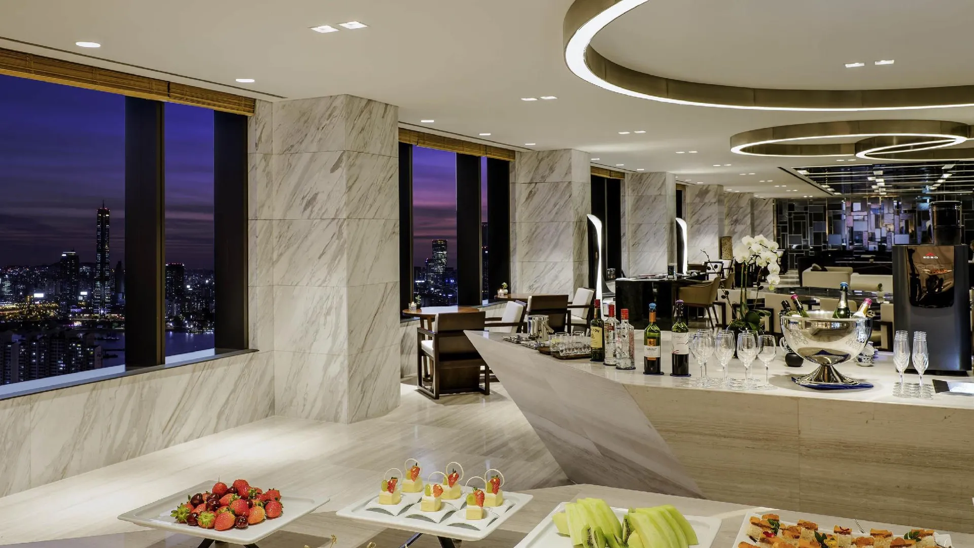 서울 노보텔 앰배서더 서울 용산 4성급 호텔 스위트룸